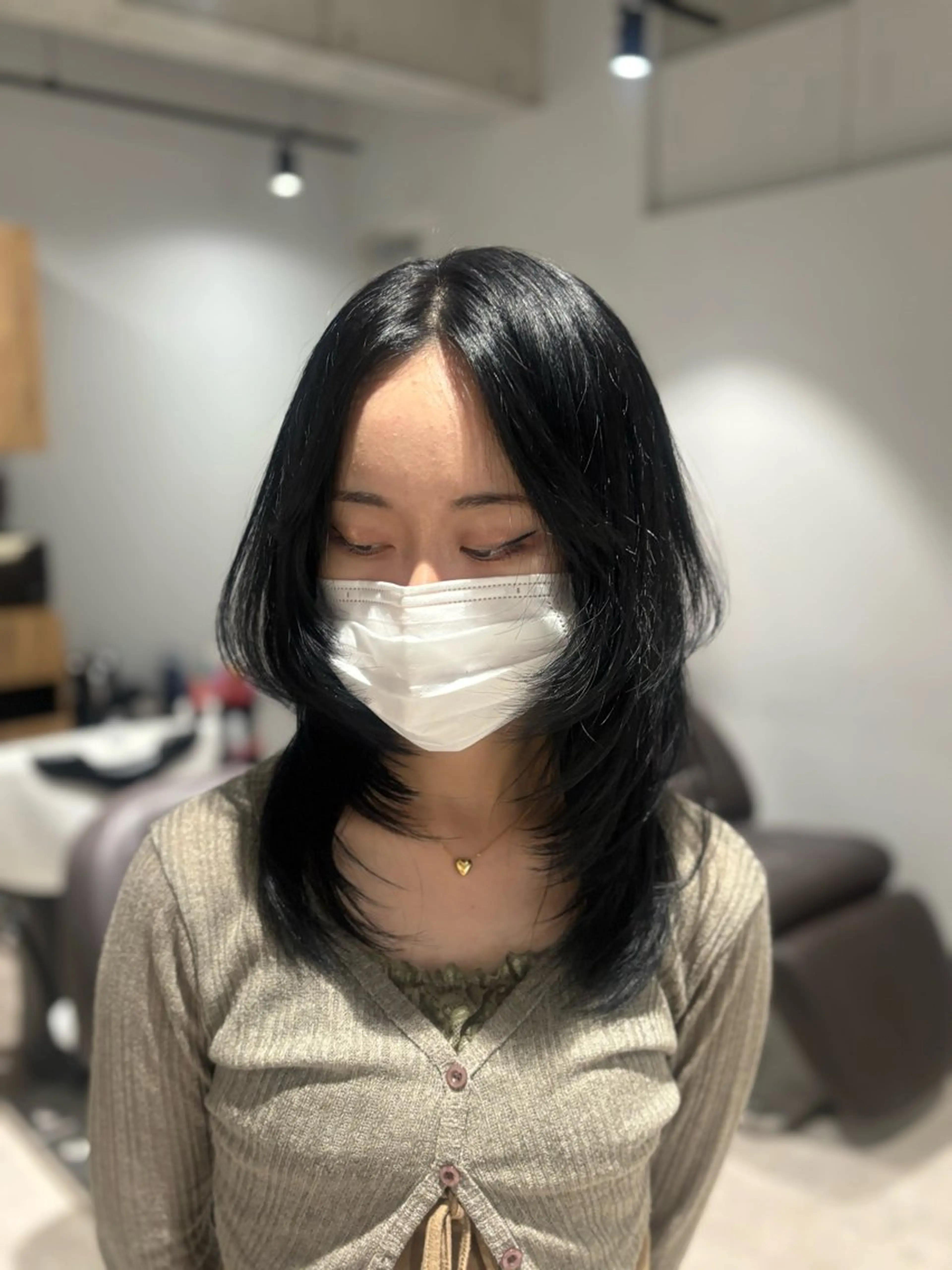 セミロング レイヤーカット カット ヘアカラー トリートメント りお/艶カラ ー/レイヤーカットのヘアスタイル