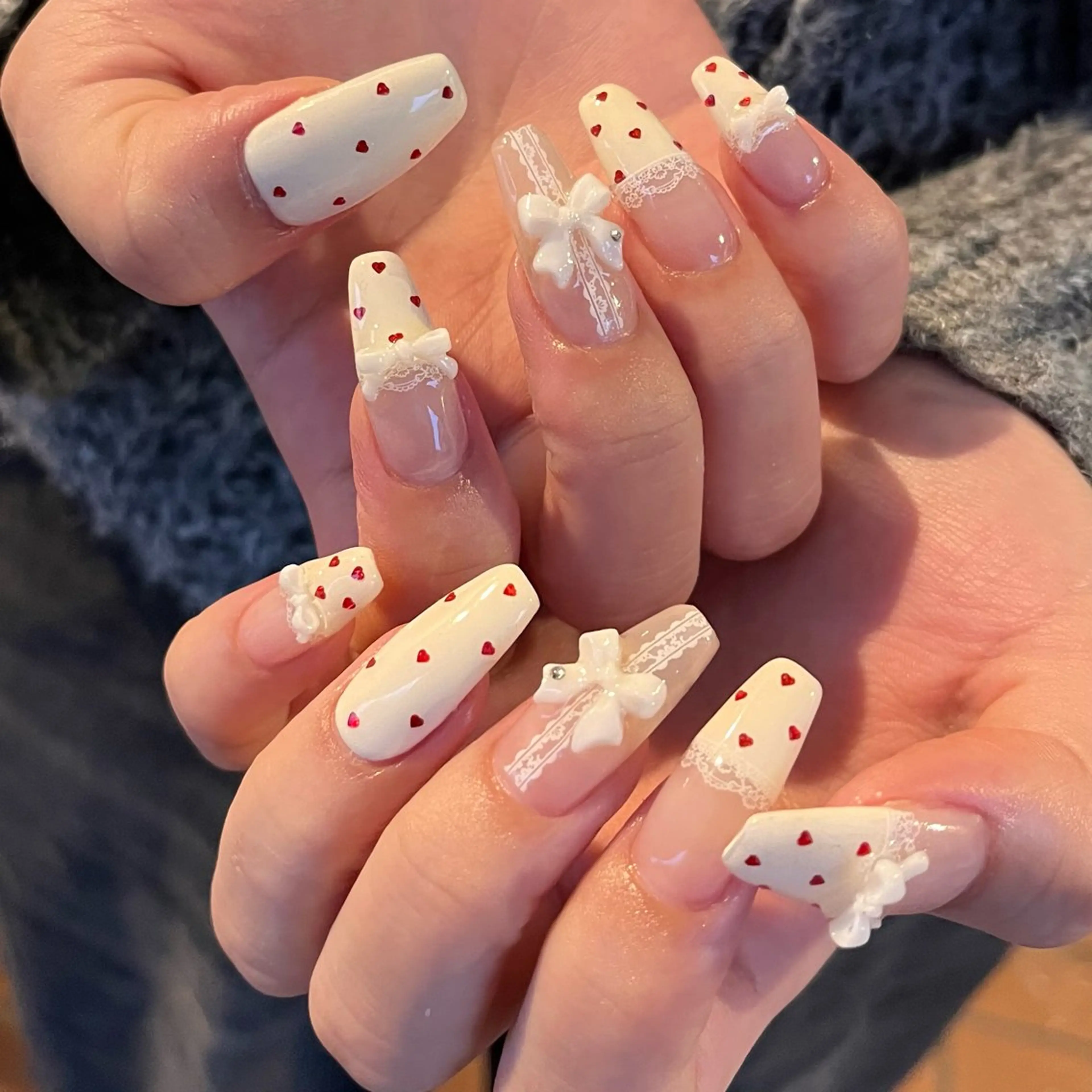 ネイル ガーリー ハート 赤色 リボン 黄色 ballie／小野原 なつみのネイルデザイン