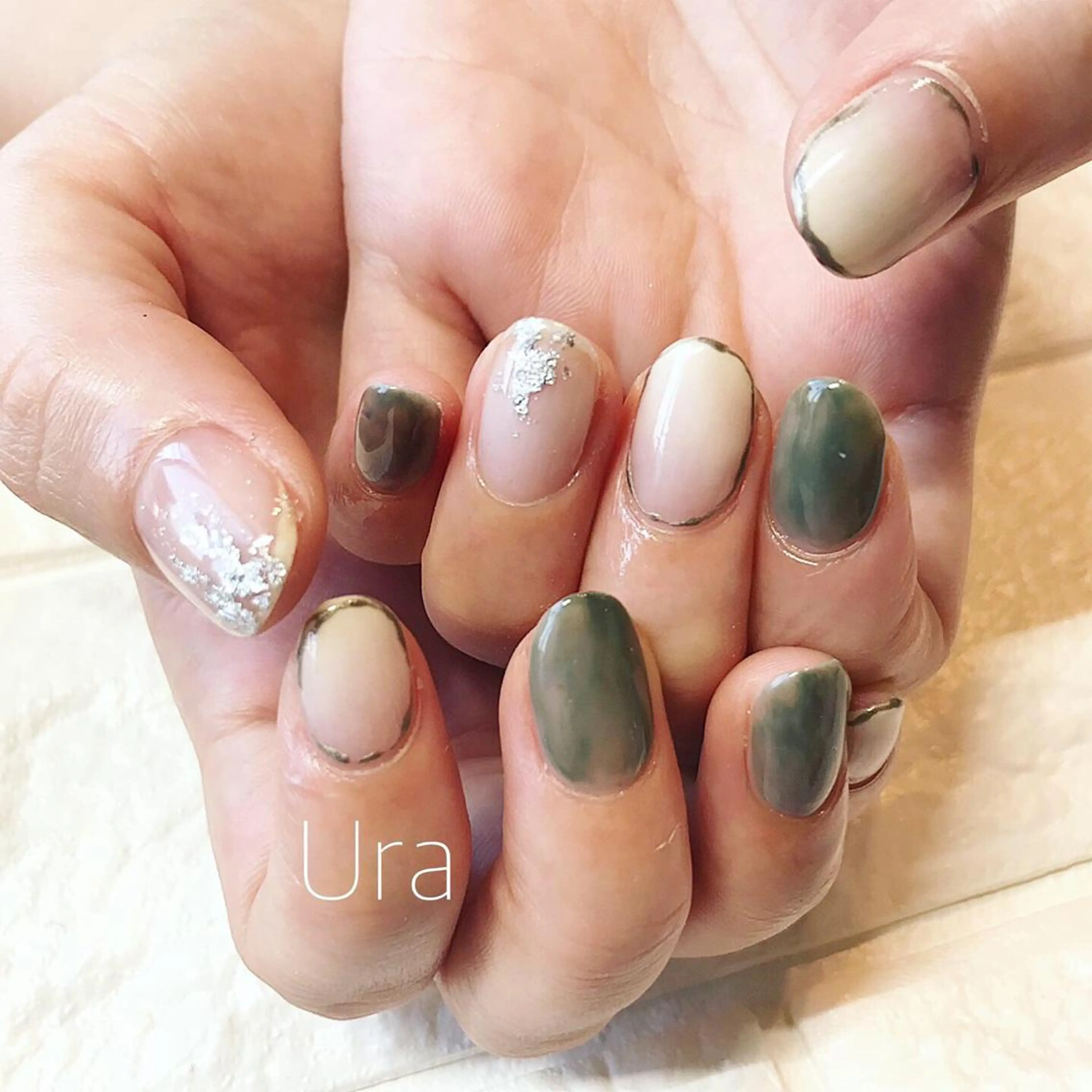 ネイル UrakoNail 《nail》のネイルデザイン