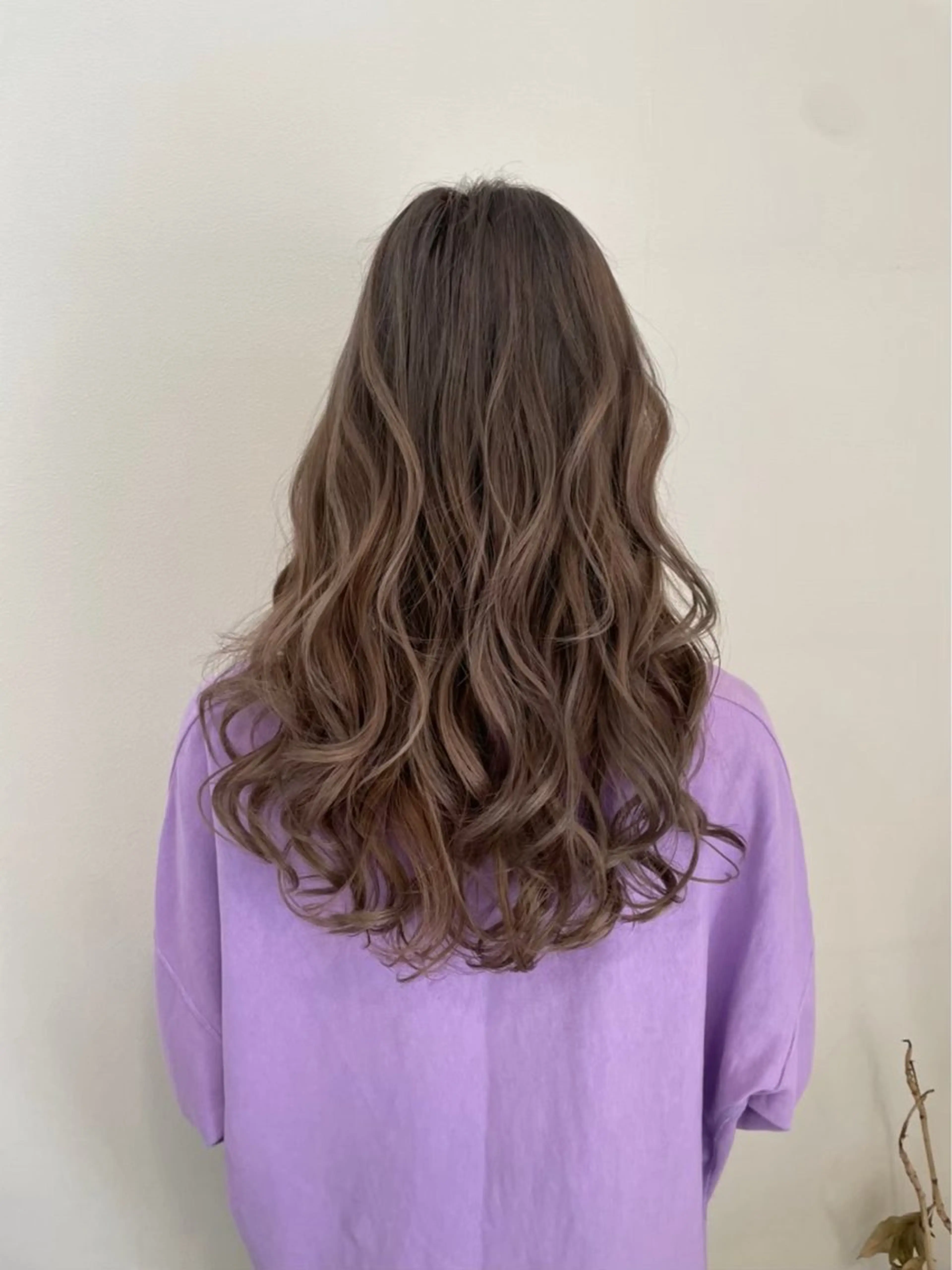 ロング カラー 石原 悠貴のヘアスタイル