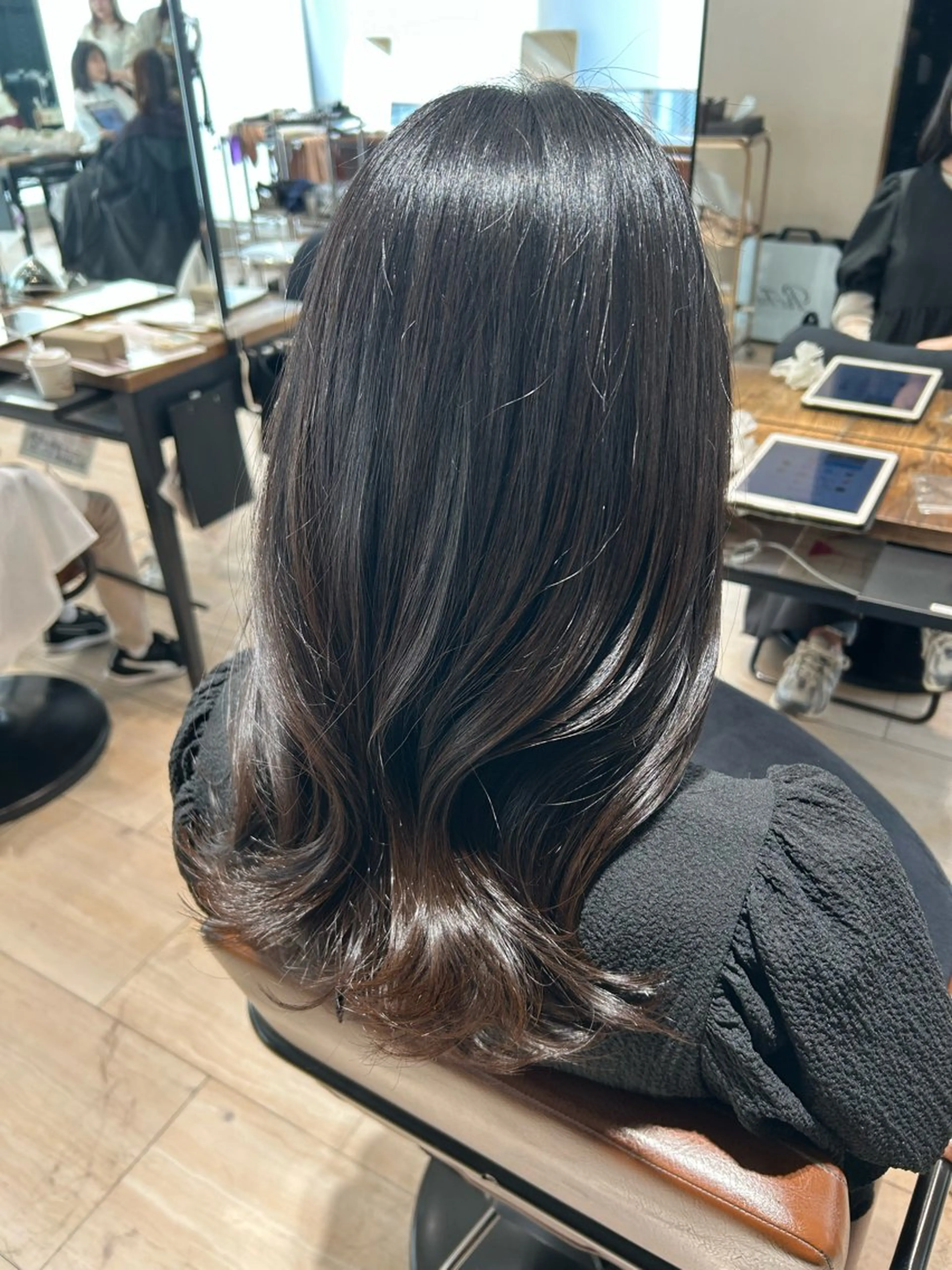 セミロング カット トリートメント 🎀大竹美侑／顔まわ りカット／レイヤーのヘアスタイル