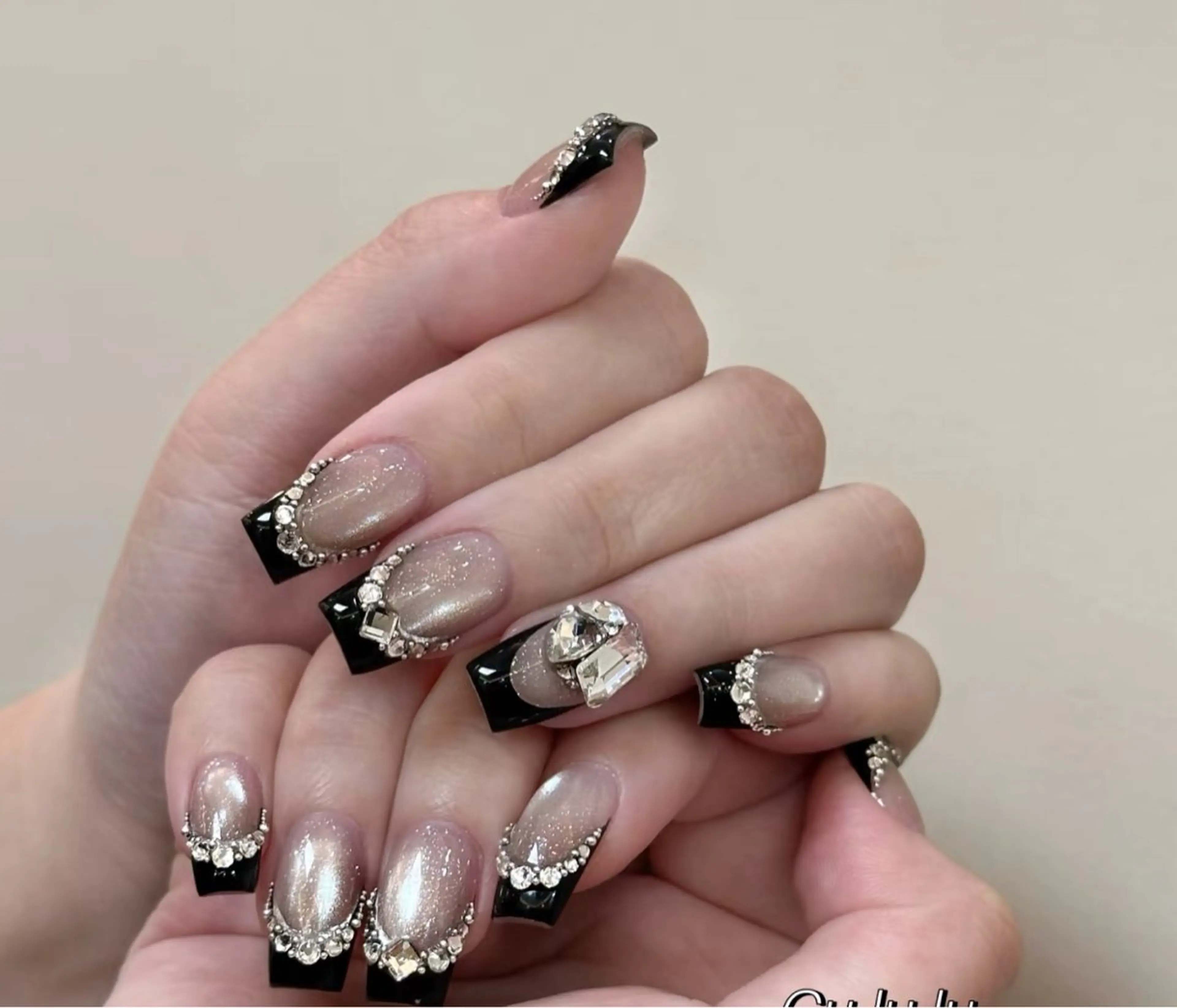 ネイル Dola Nail ユキンイのネイルデザイン