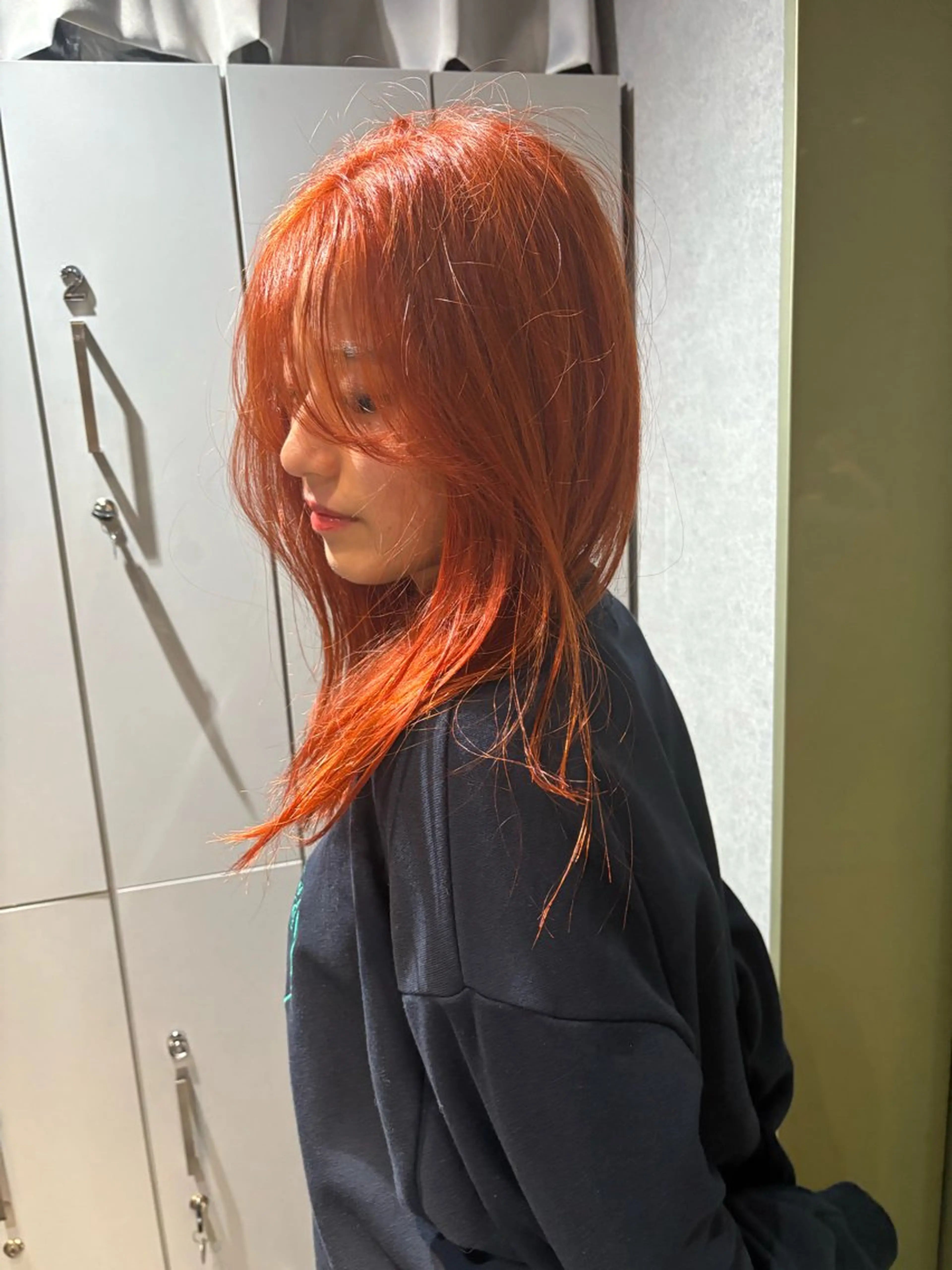 ミディアム カラー ベージュカラー ブリーチ 抜きっぱなしブロンド ブロンド ケアブリーチ rilas博多所属・博多JYUI/ウルフ ハイトーン/デザインのヘアスタイル