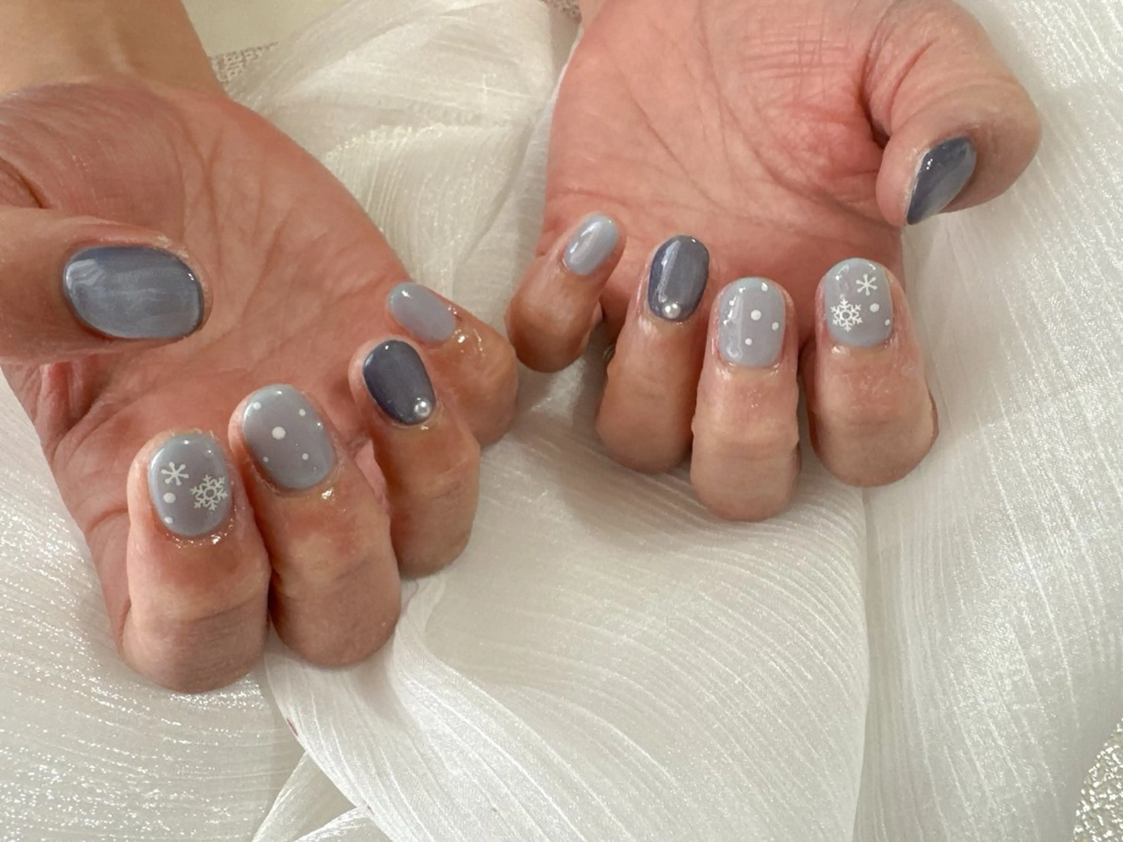 ネイル オーロラネイル フットネイル フレンチネイル ジェルネイル マグネットネイル ハンドネイル kikinail 溝の口のネイルデザイン