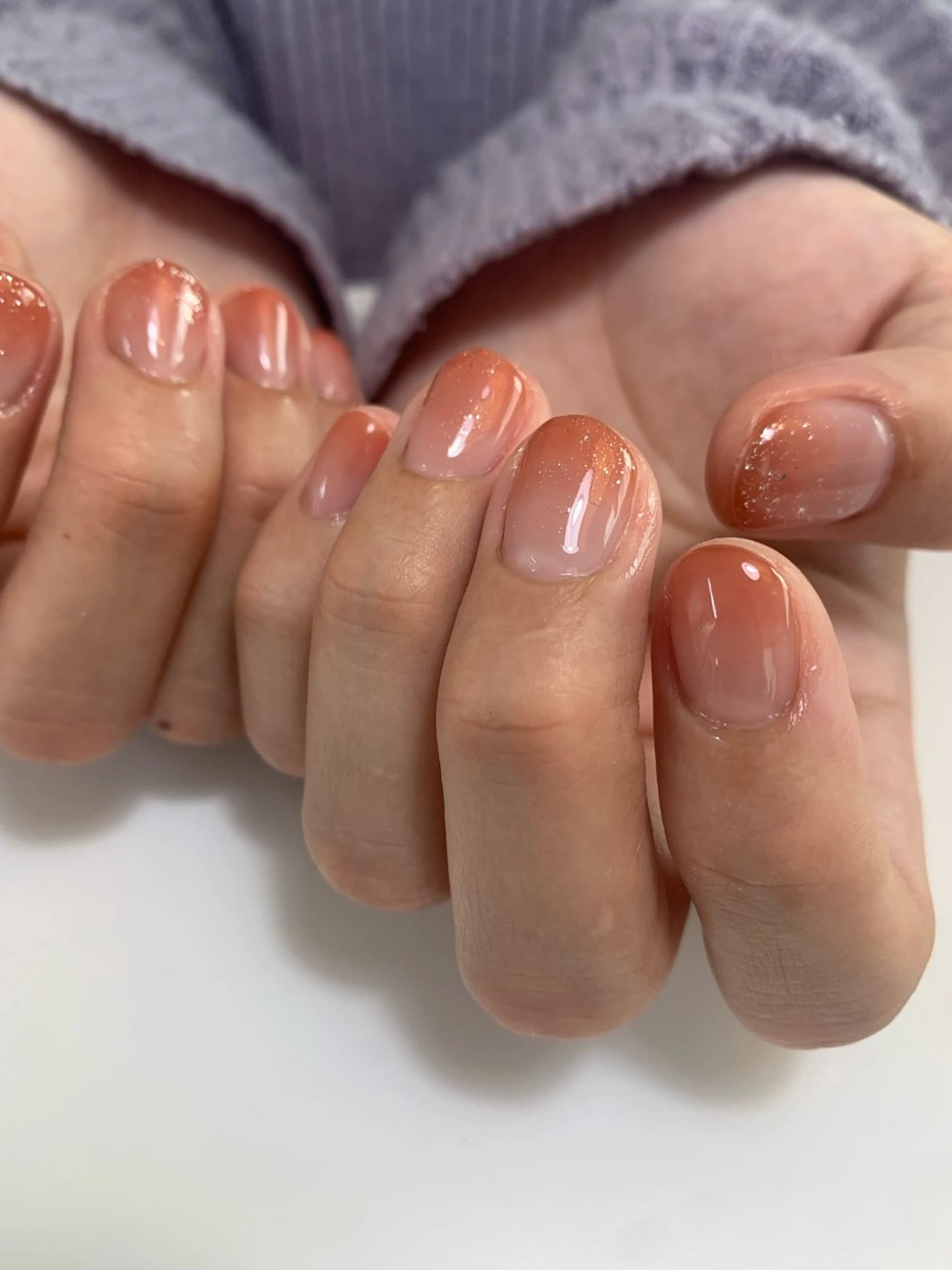 ネイル グラデーション ラメ(グリッター) is.nail 🌷sonokoのネイルデザイン