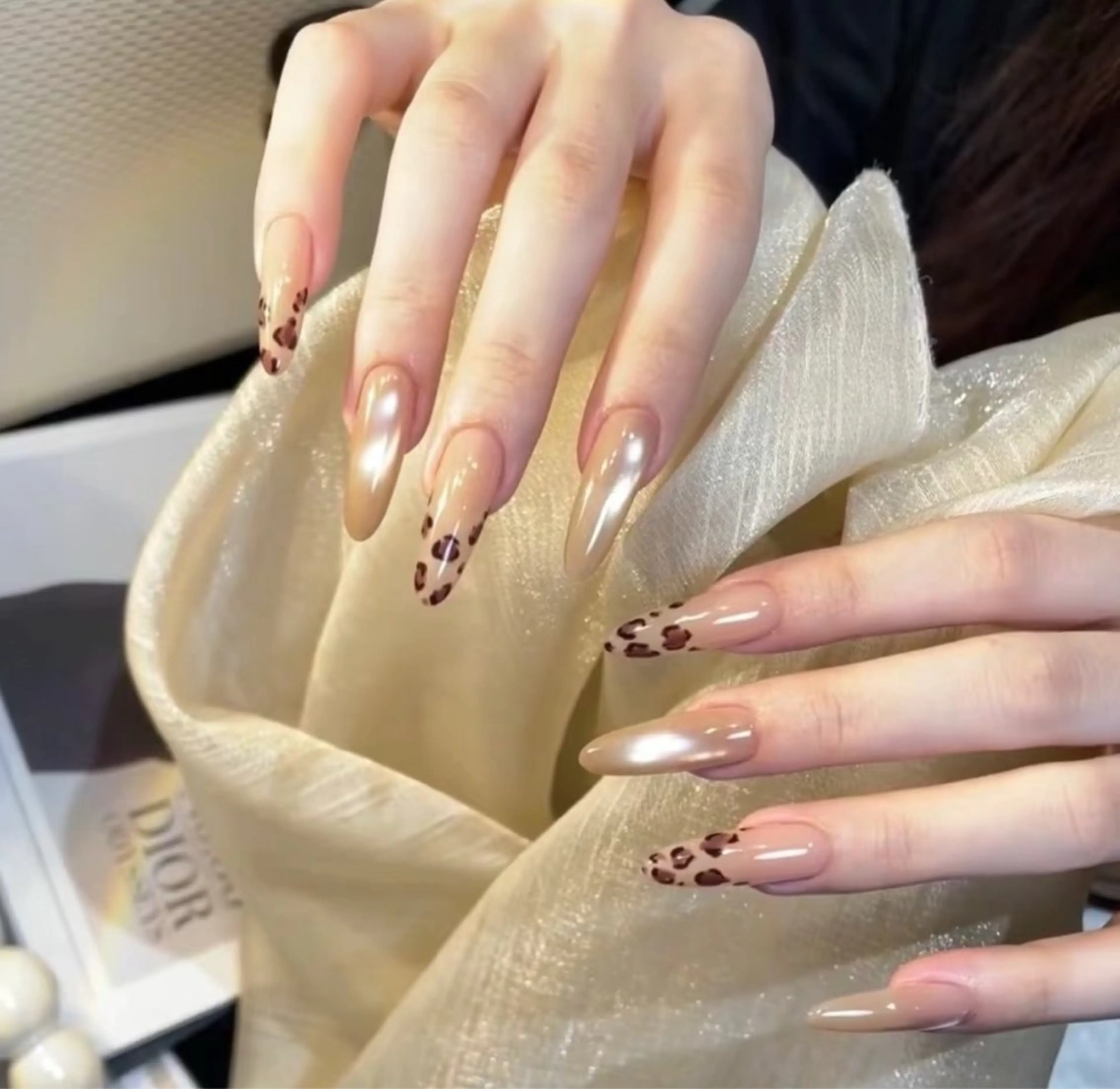 ネイル アートネイル オーロラネイル チークネイル フレンチネイル ガラスフレンチ ハンドネイル 🎀🎀YooLi Nail Salonのネイルデザイン