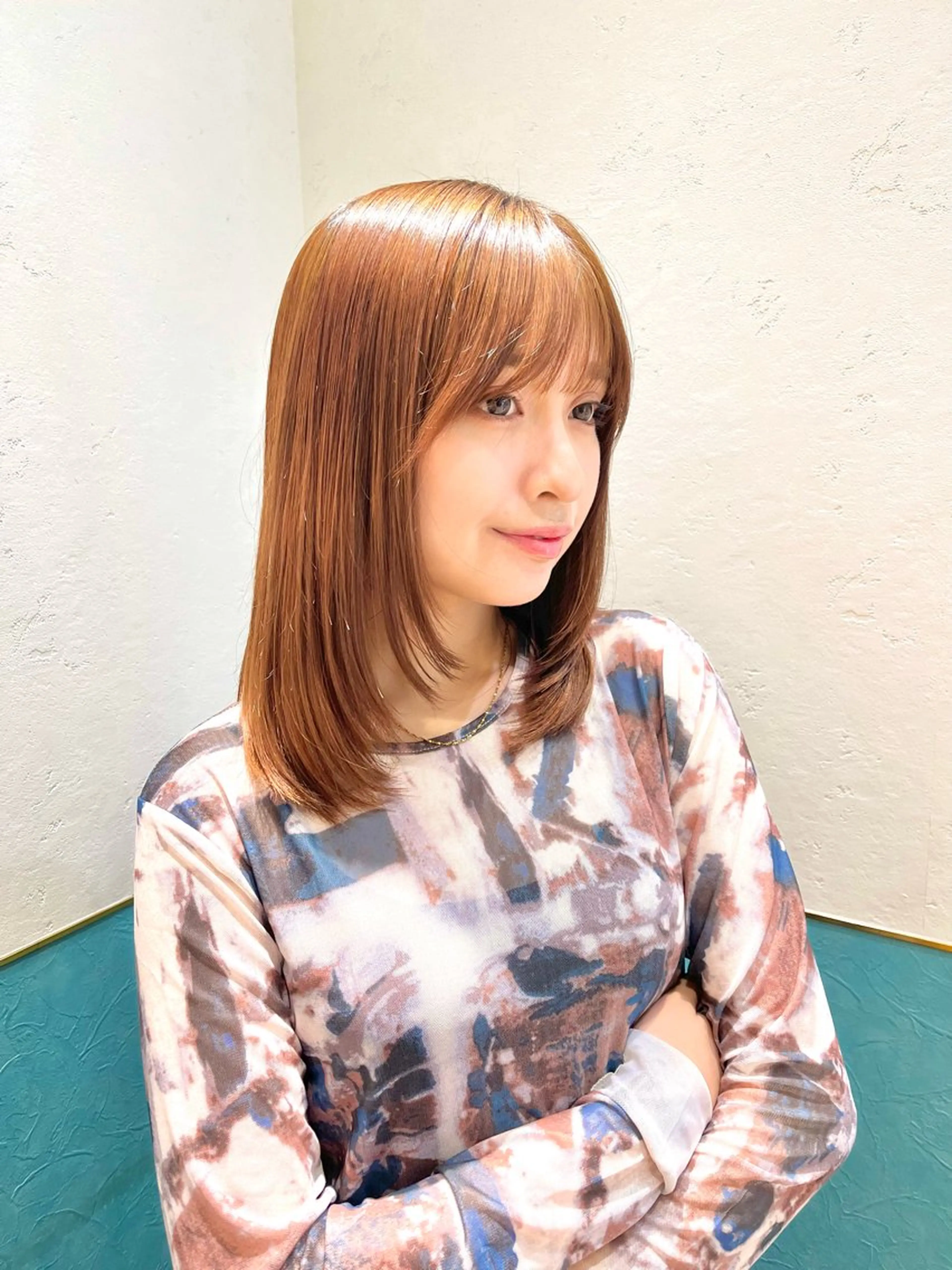 ミディアム stylist/ボブ ことの/韓国レイヤーのヘアスタイル