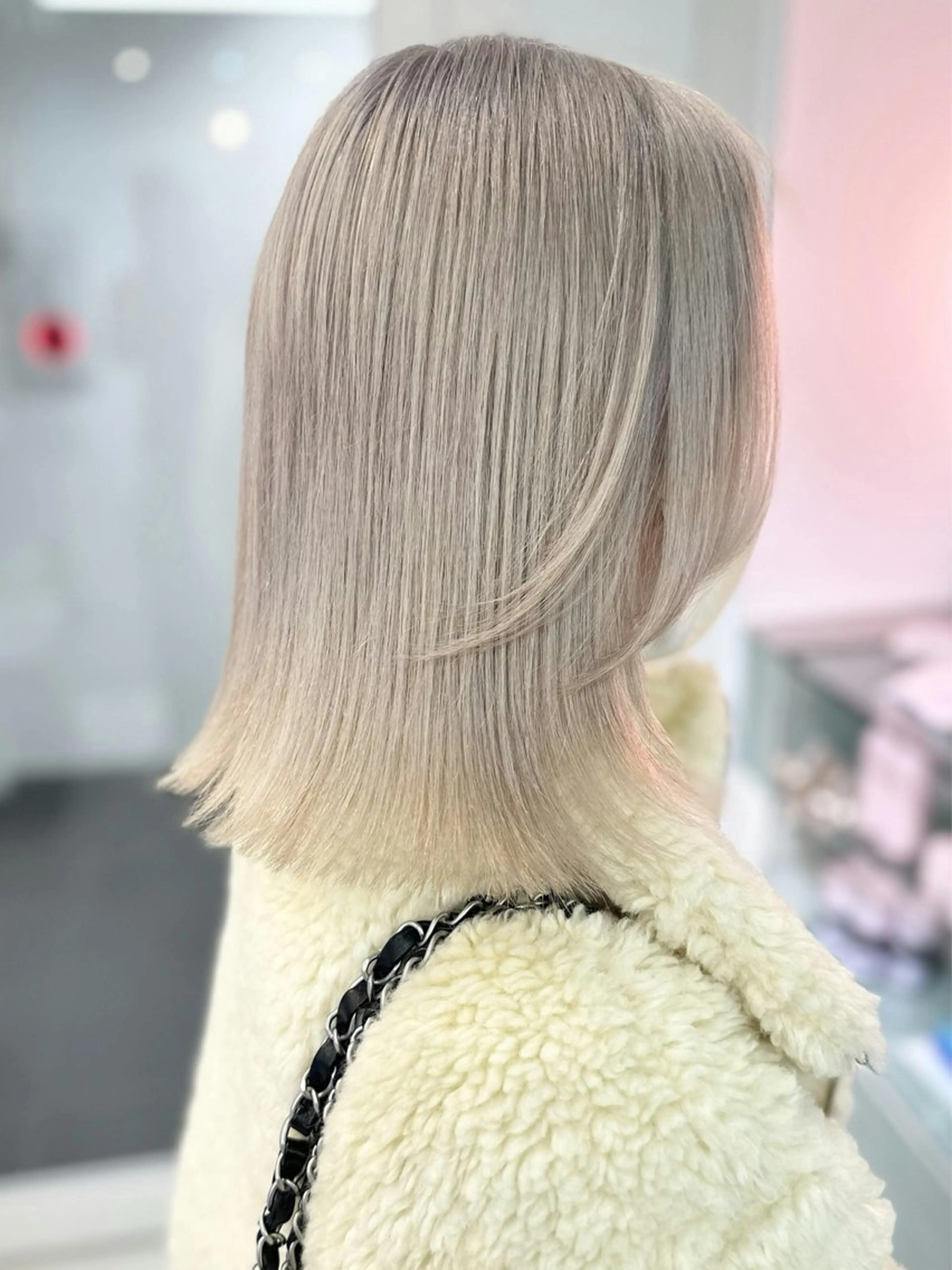 ミディアム ヘアカラー 女性専用サロン iiro所属・【レイヤー/似合わせ 】Hina🎀のヘアスタイル