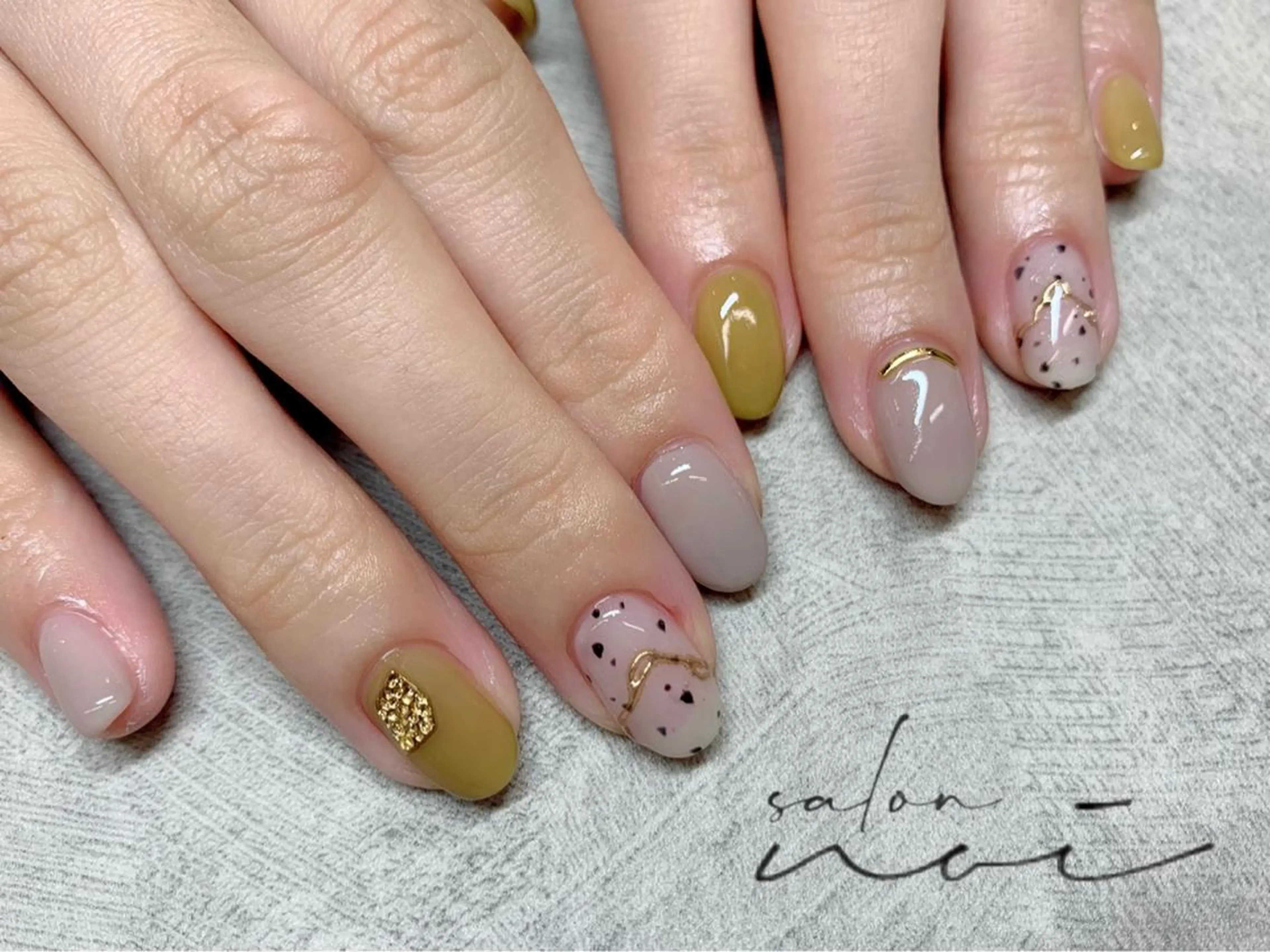 ネイル ピスタチオネイル ハンドネイル salon noi所属・salon noiのネイルデザイン