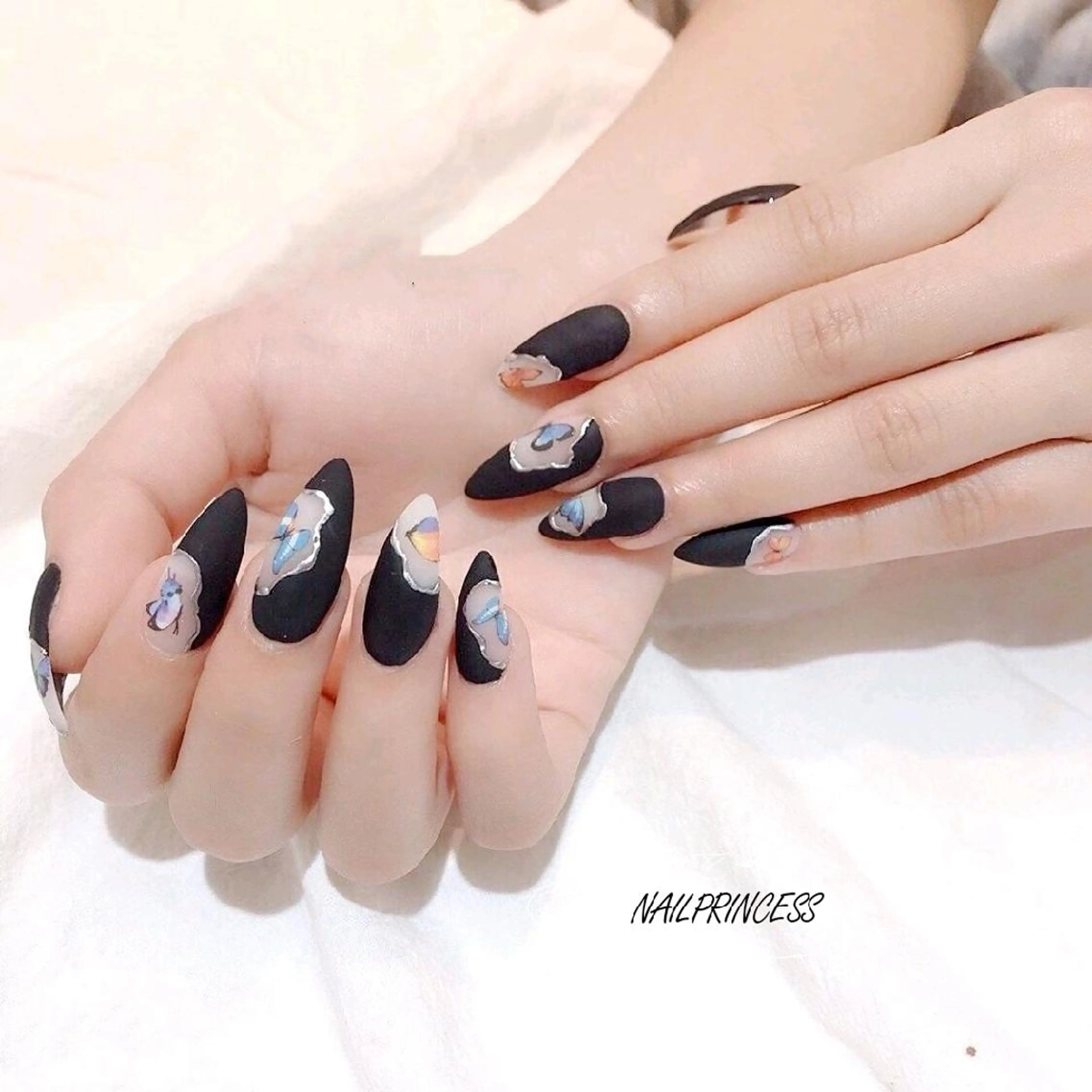 ネイル オーロラネイル ジェルネイル マグネットネイル シンプルネイル ブライダルネイル NailPrincess所属・princess スカルプ専門店のネイルデザイン