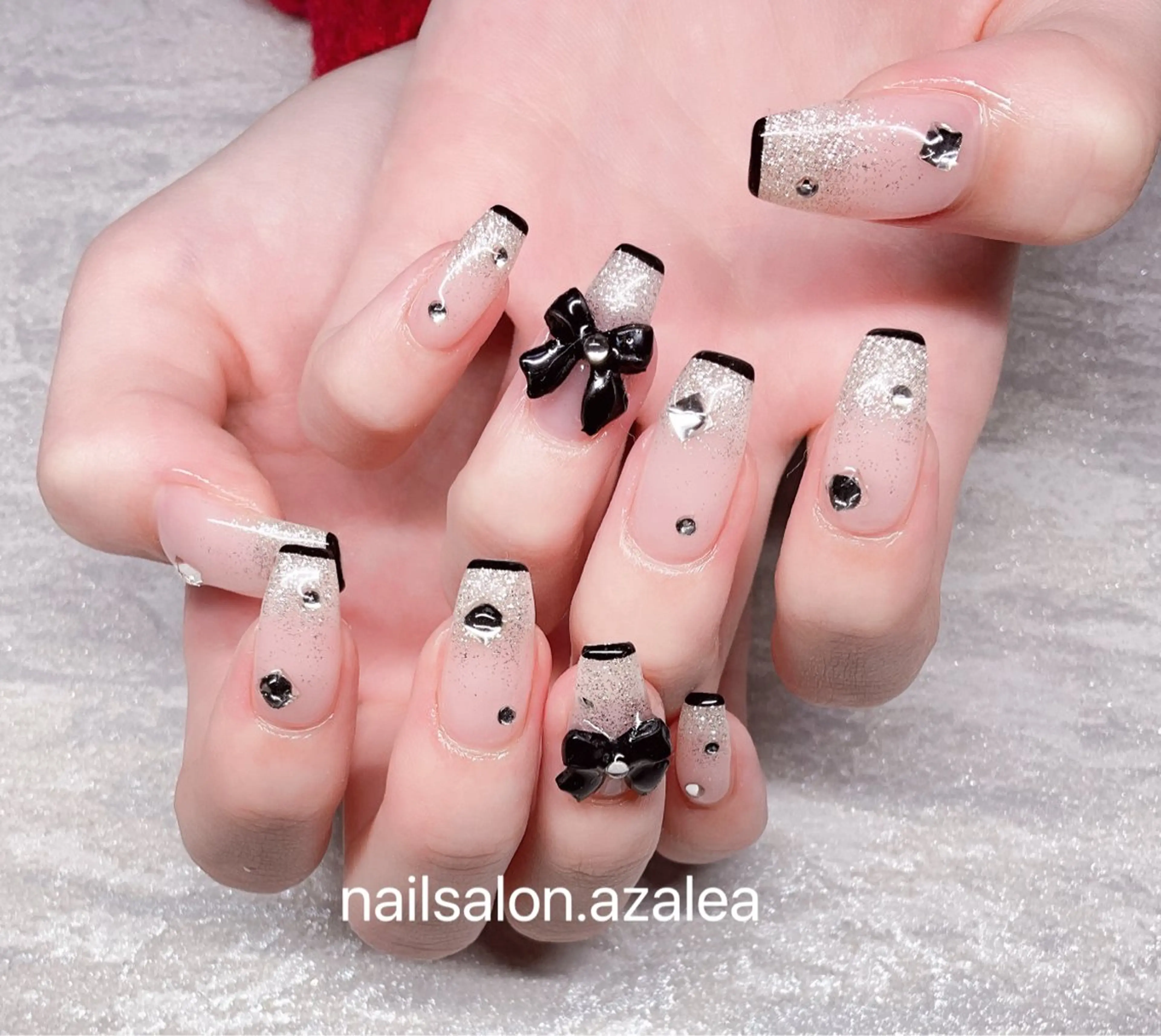 ネイル ハンドネイル R inのネイルデザイン