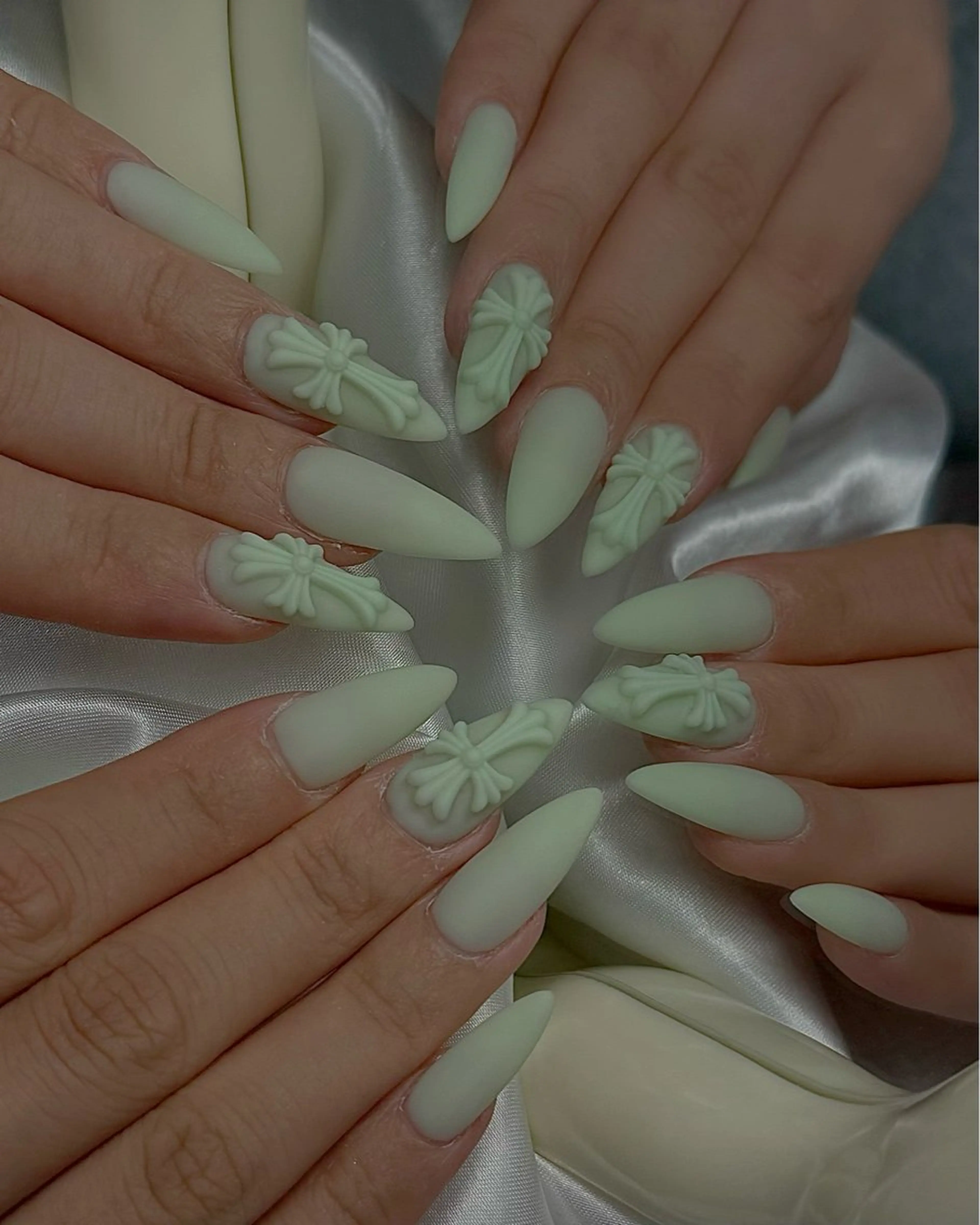 ネイル ハンドネイル Lino+ ネイル&よもぎ蒸しのネイルデザイン