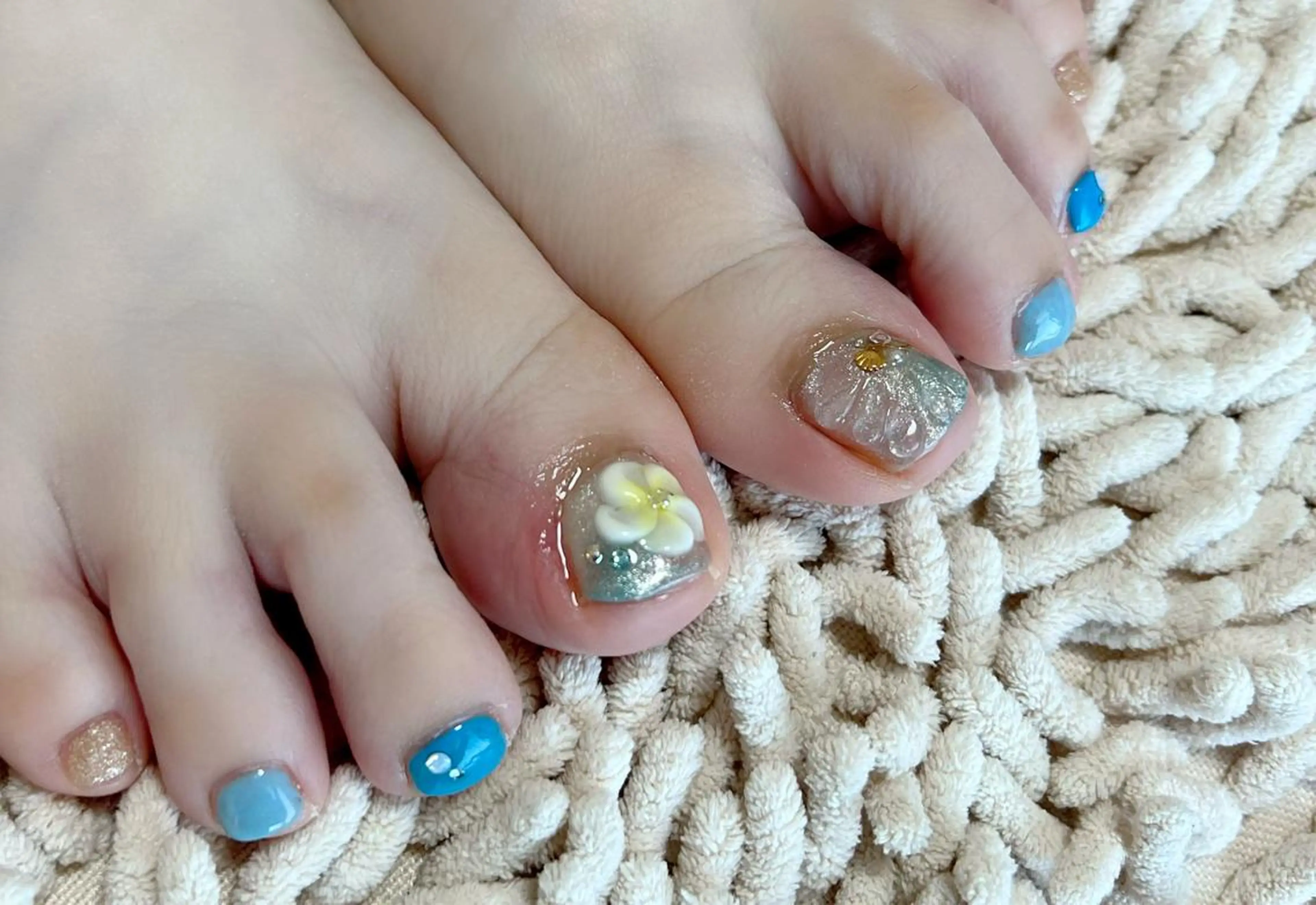 ネイル ハンドネイル t. yoshizawaのネイルデザイン