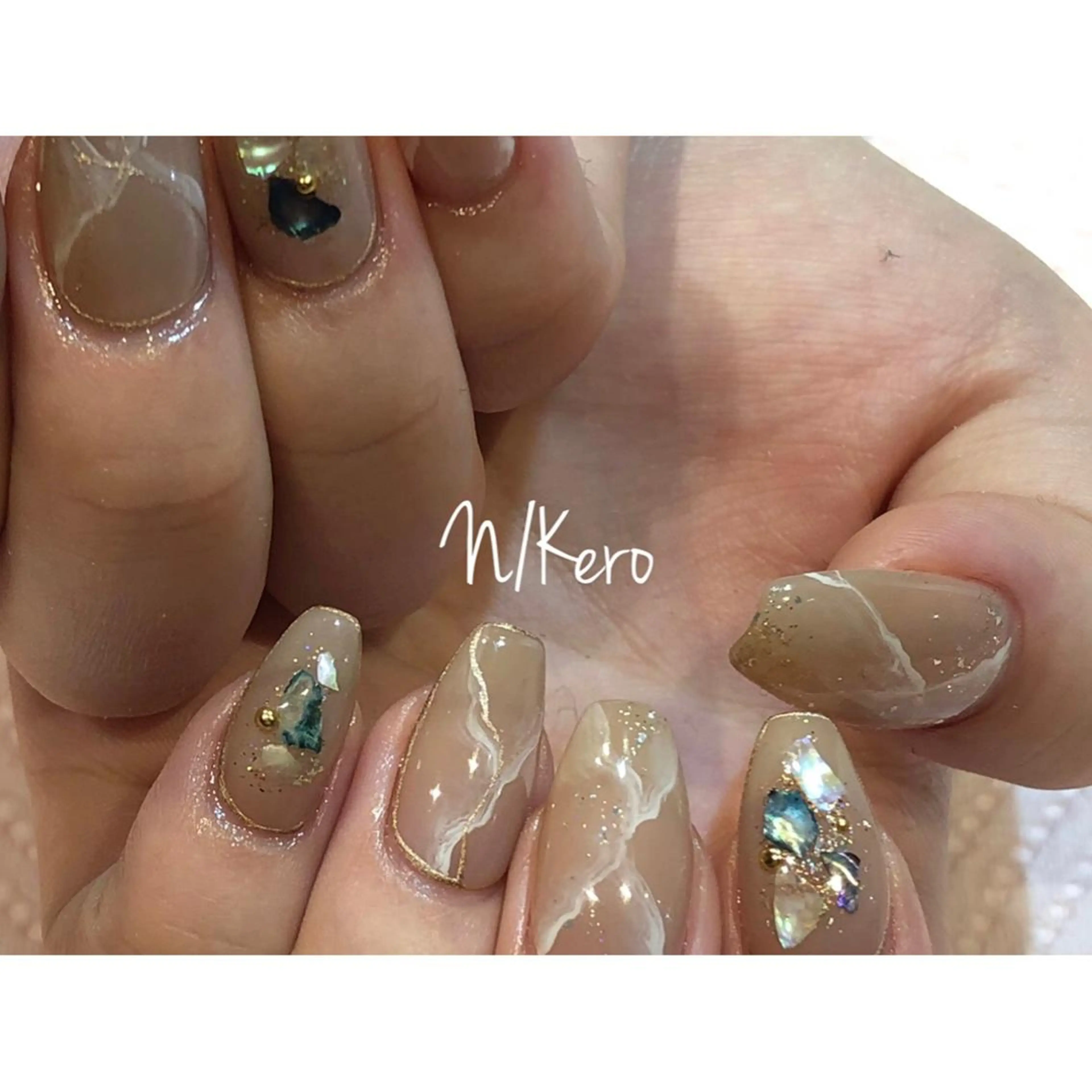 セミロング ネイル ニュアンスネイル 夏ネイル ハンドネイル T. Kasumiのネイルデザイン