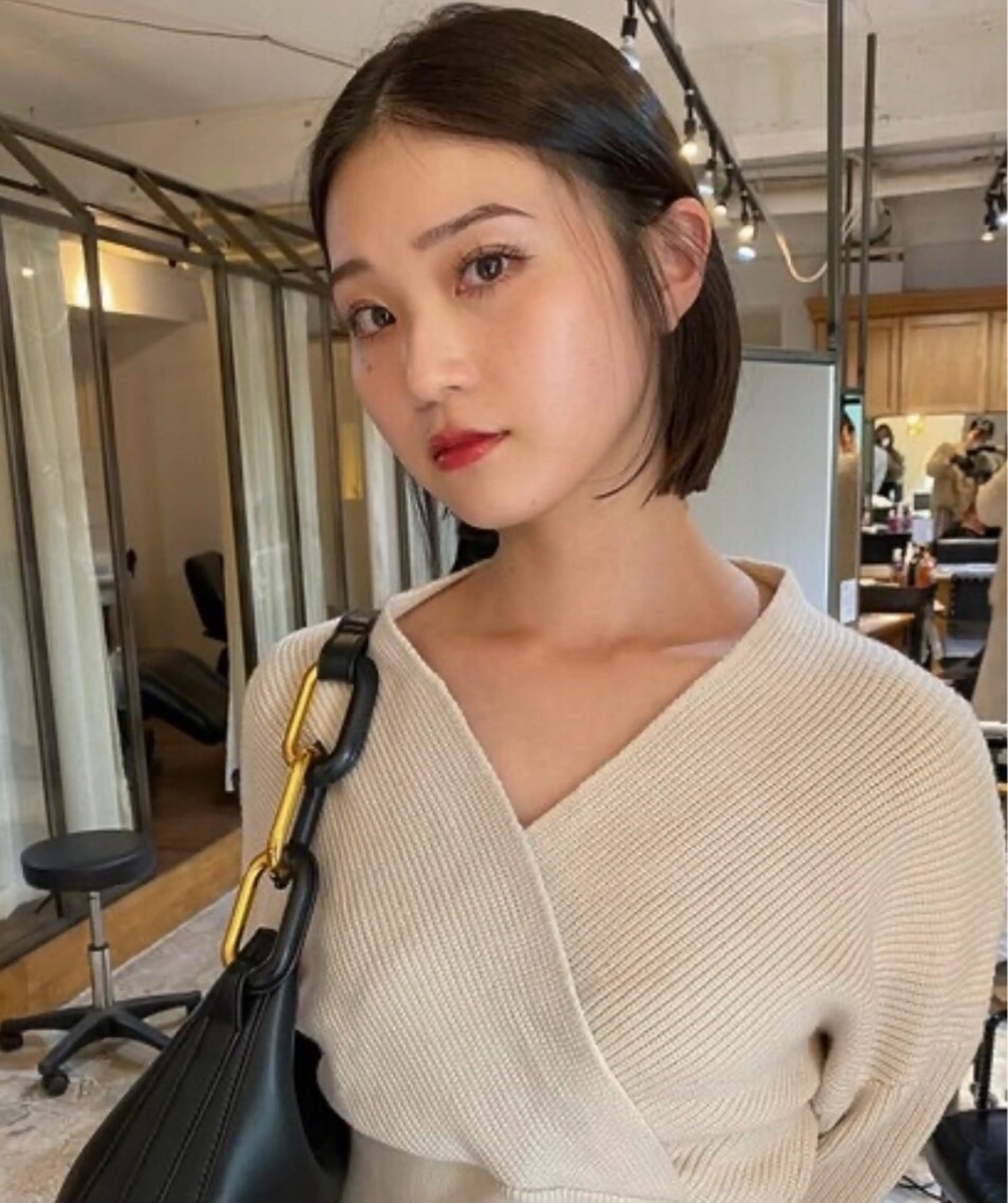 ショート カット ヘアカラー トリートメント FERIA梅田🖤 透明感カラー🎀のヘアスタイル