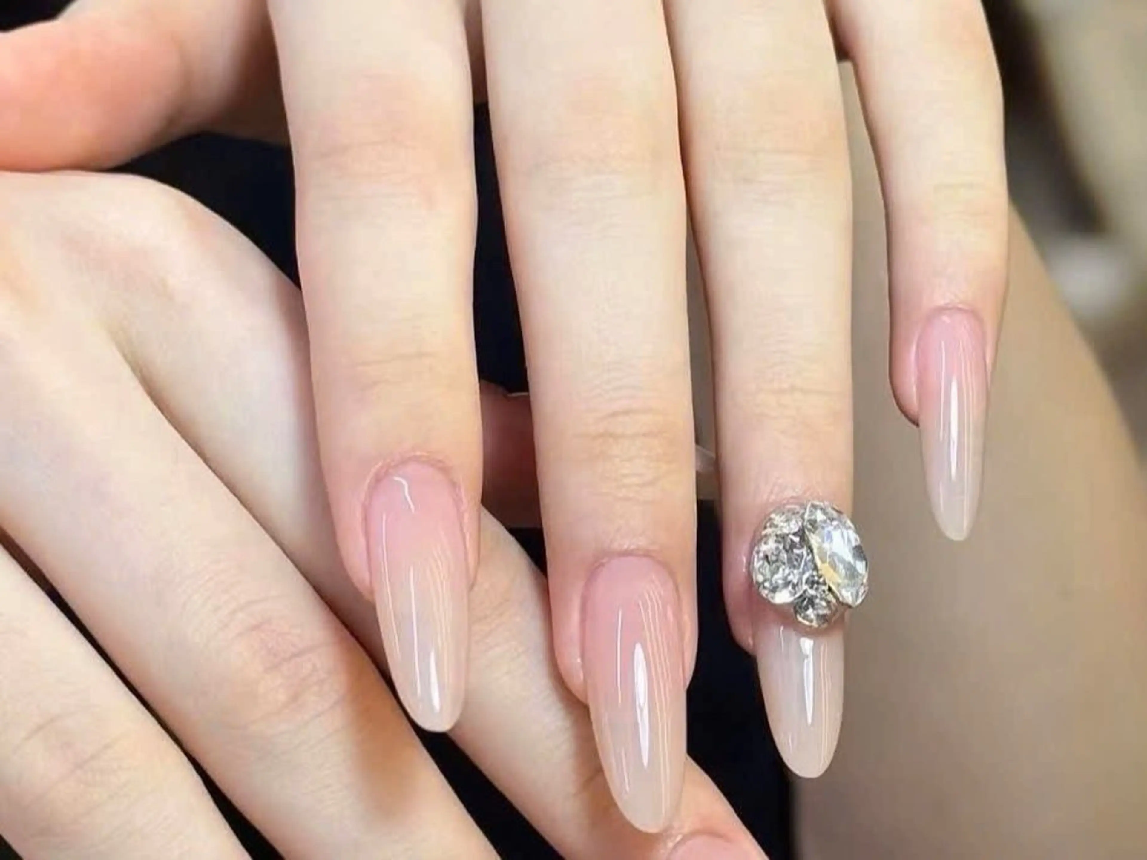 ネイル 長さ出し 韓国ネイル マグネットネイル バレンタイン ワンホンネイル 高橋 真央のネイルデザイン