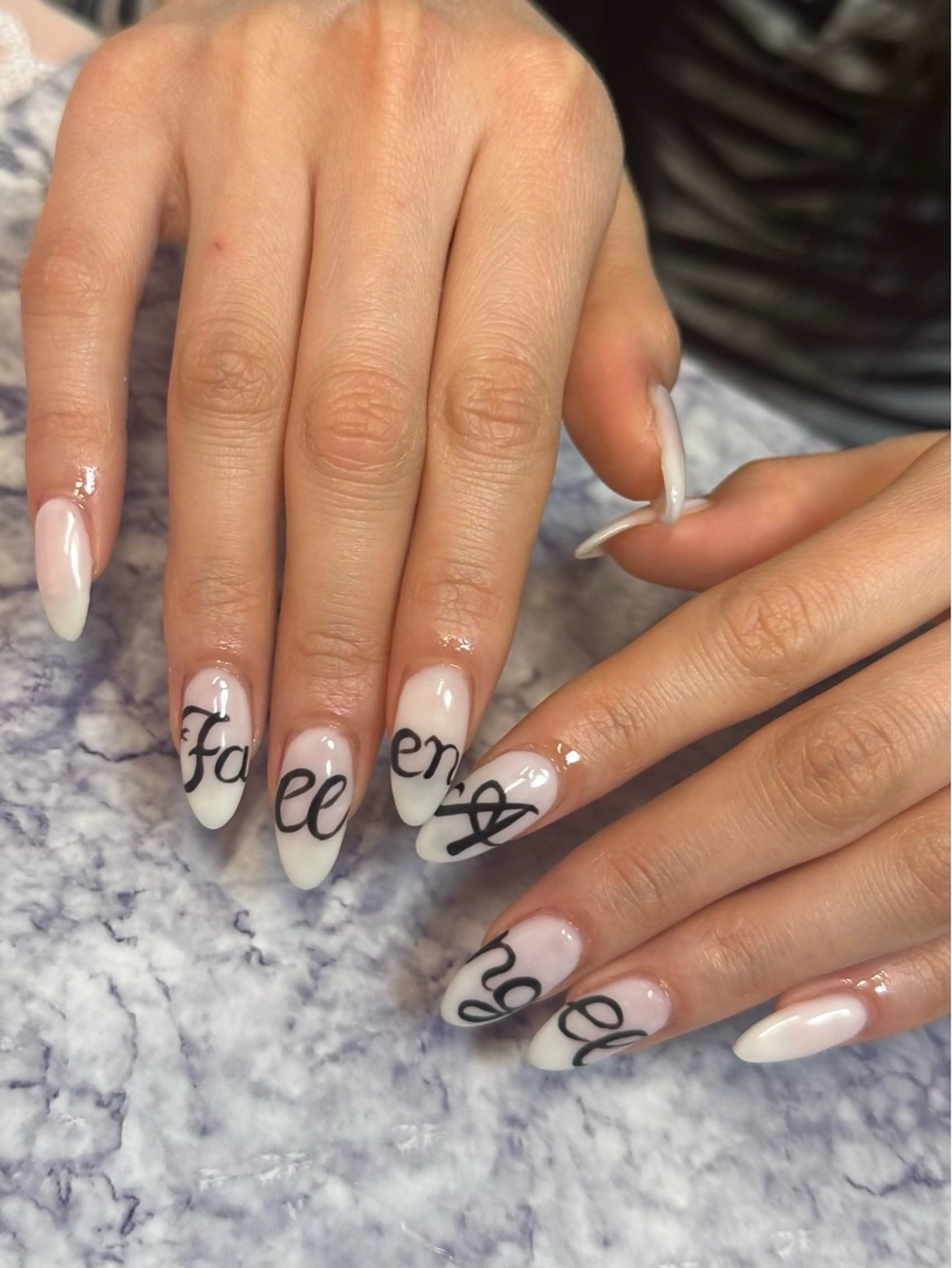 ネイル ハンドネイル フットネイル Pretzels🥨 【プレッツェル】ミウのネイルデザイン