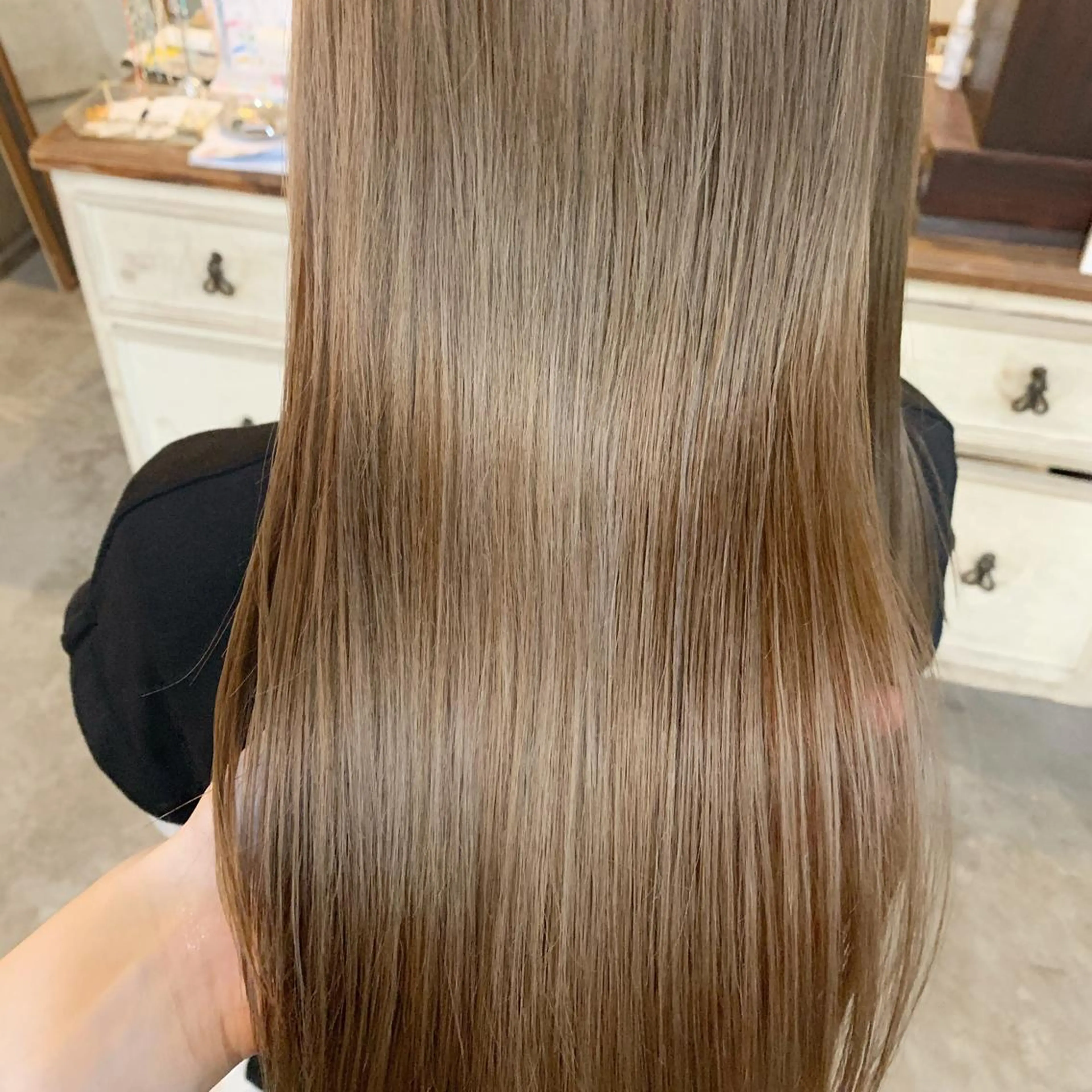 セミロング カラー ベージュカラー ミルクティーベージュ kimika🥑 メンズ/髪質改善のヘアスタイル