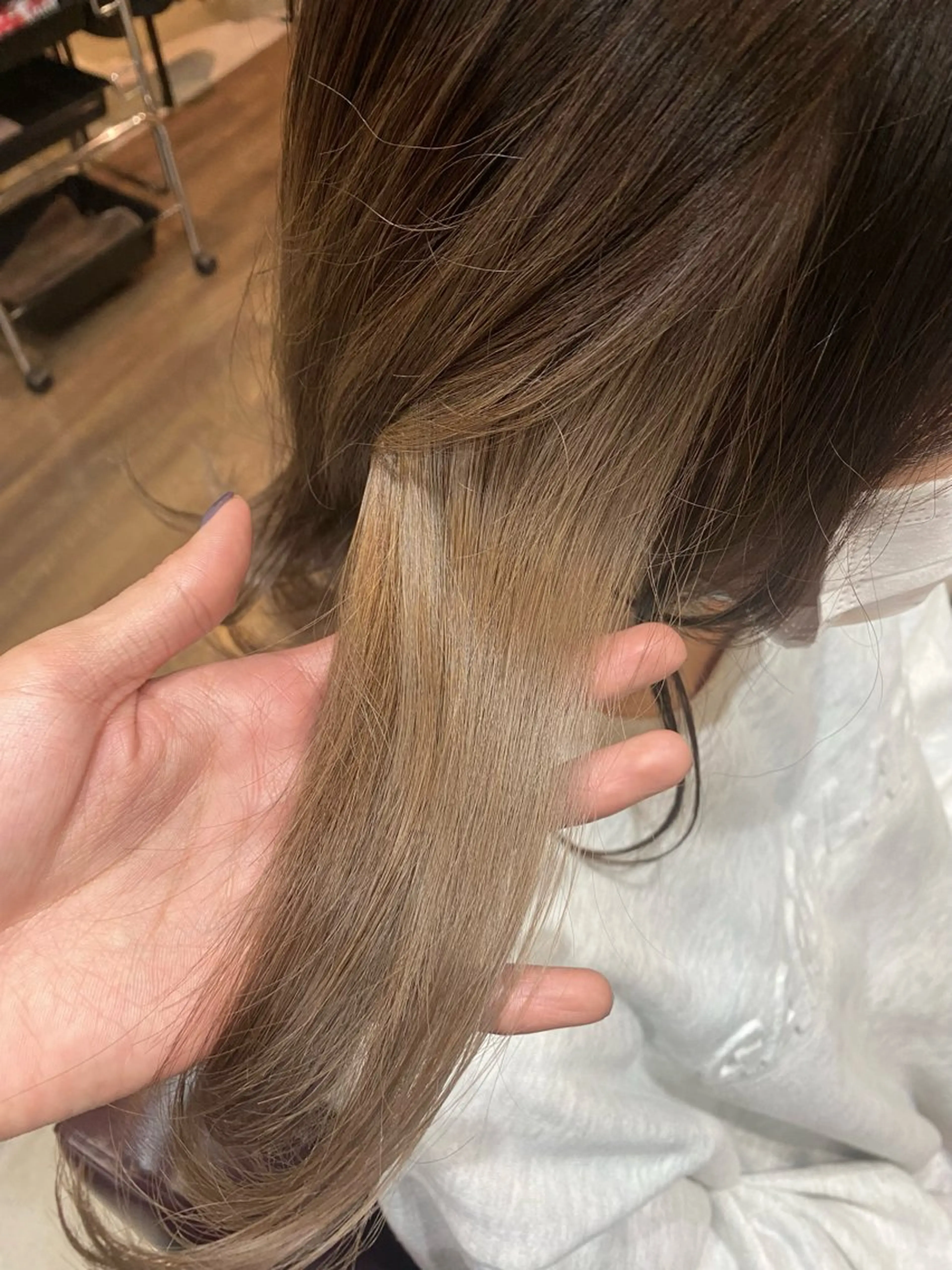 ミディアム カラー ベージュカラー インナーカラー hairsalon  a-to所属・多賀 凌空のヘアスタイル