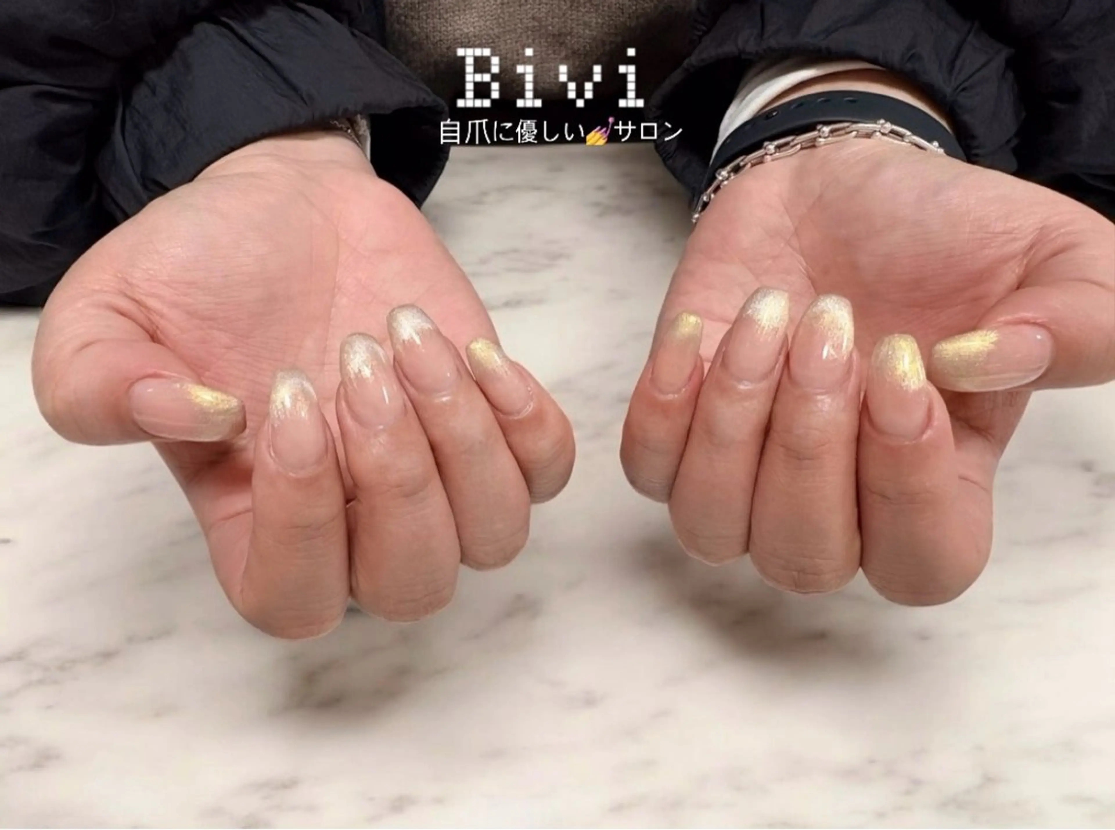 ネイル グラデーション ラメ(グリッター) 持ち込み シンプルネイル ハンドネイル ハンドケア ♡Bivi♡自爪に 優しいネイルサロンのネイルデザイン
