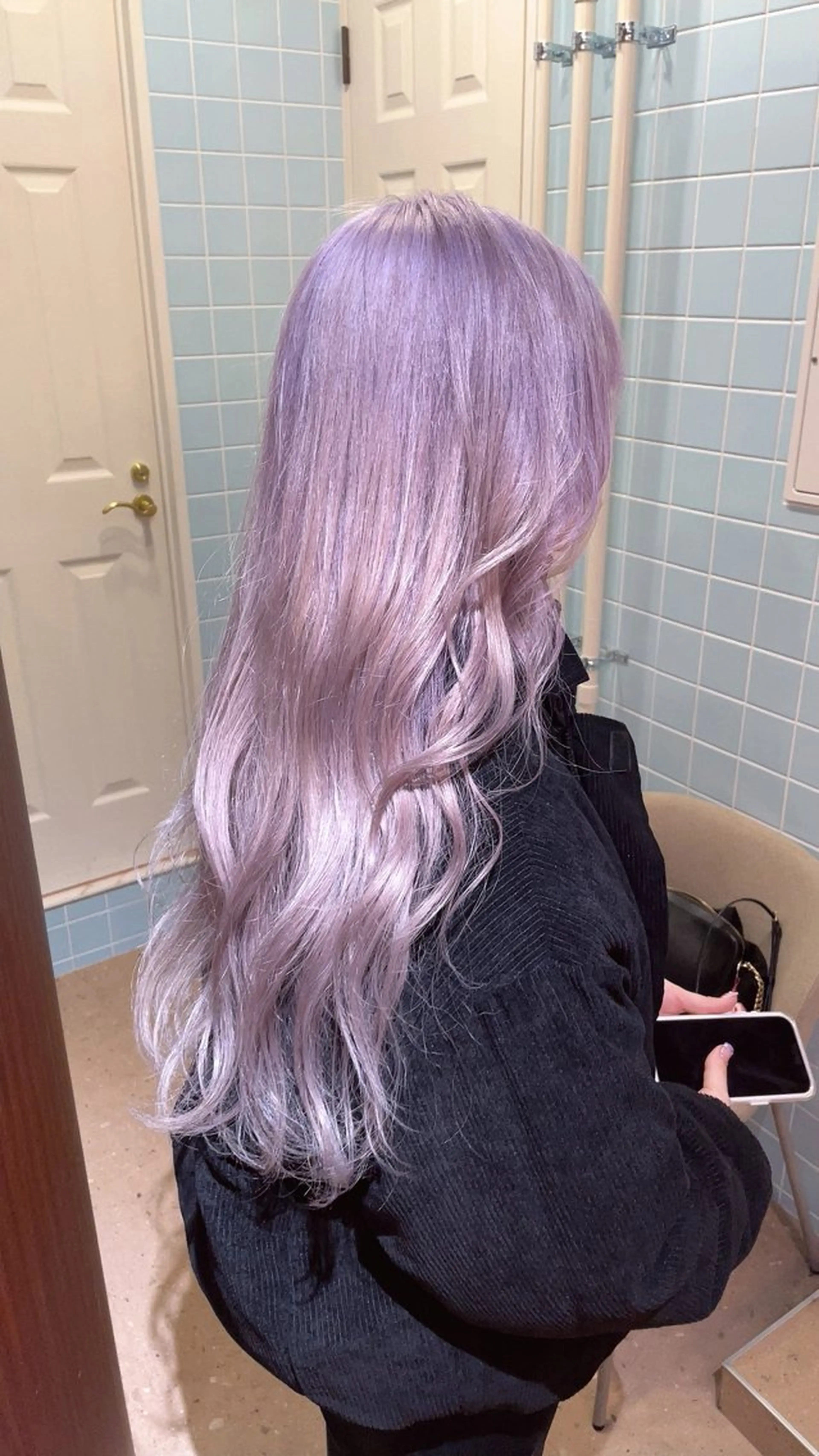 ロング BLEACH YURINAのヘアスタイル