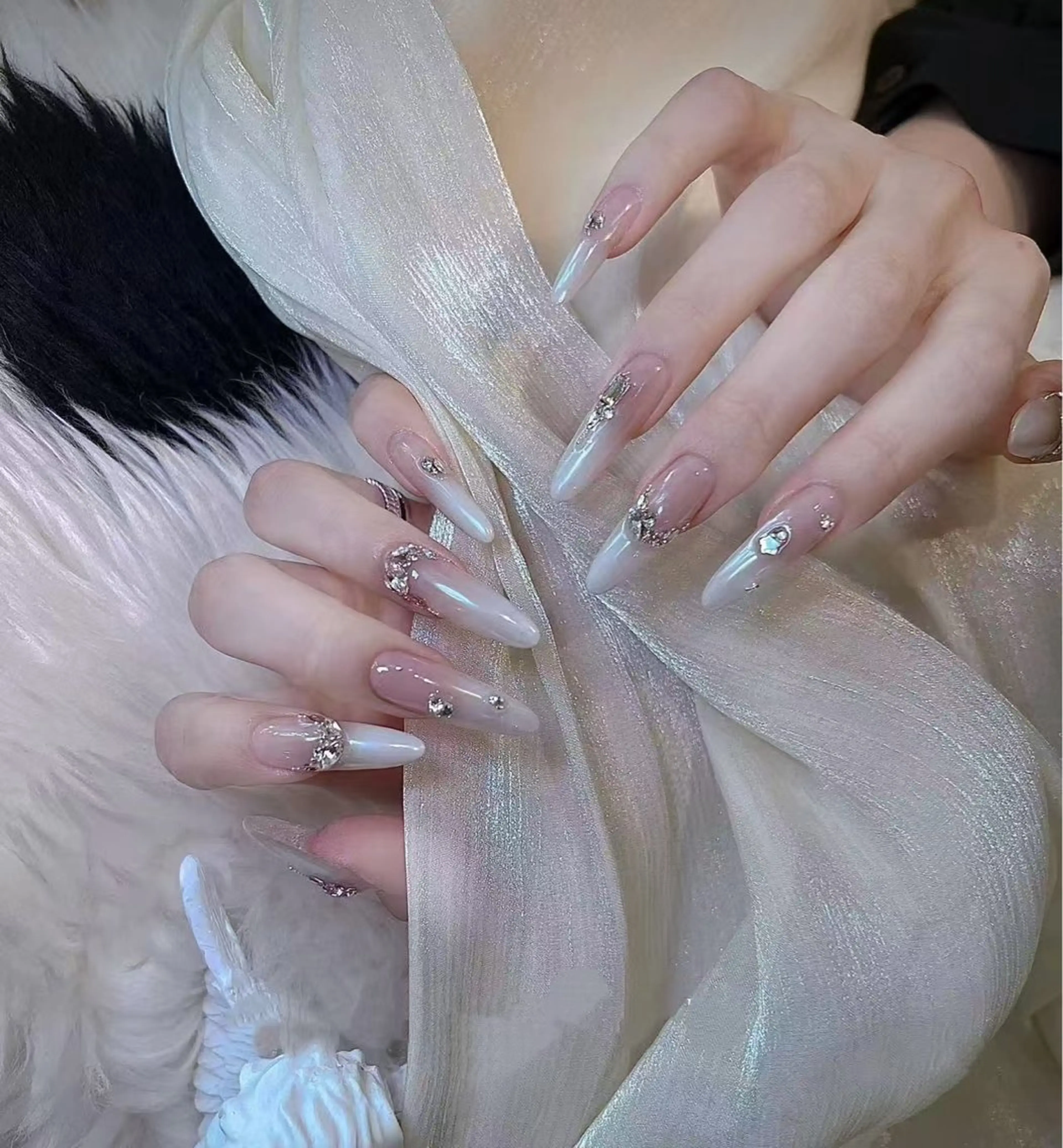 ネイル オーロラネイル フラワーネイル フットネイル フレンチネイル ジェルネイル ハンドネイル BabyYouMi ねねのネイルデザイン