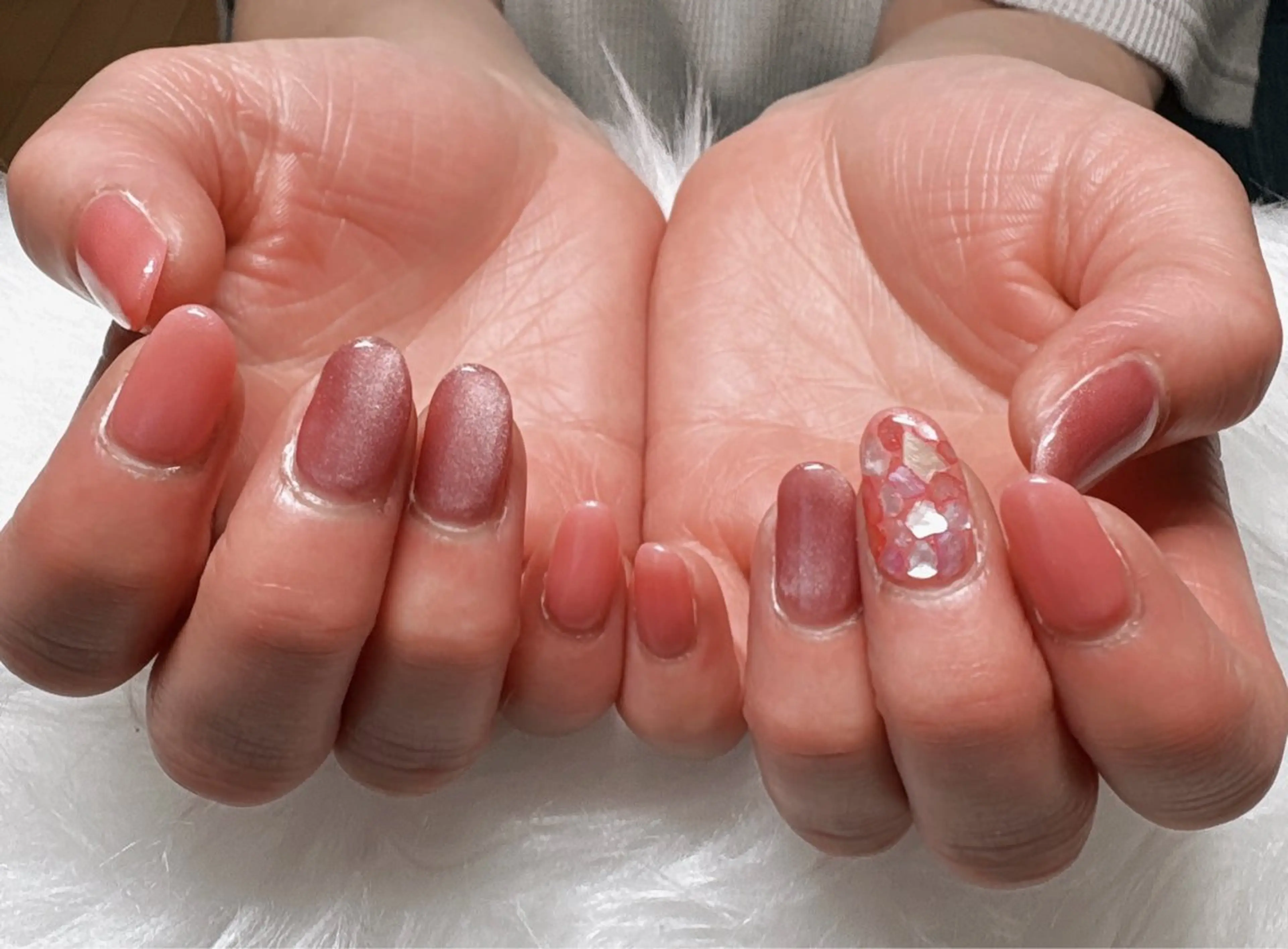 ネイル マグネットネイル ネイル スゥリールのネイルデザイン