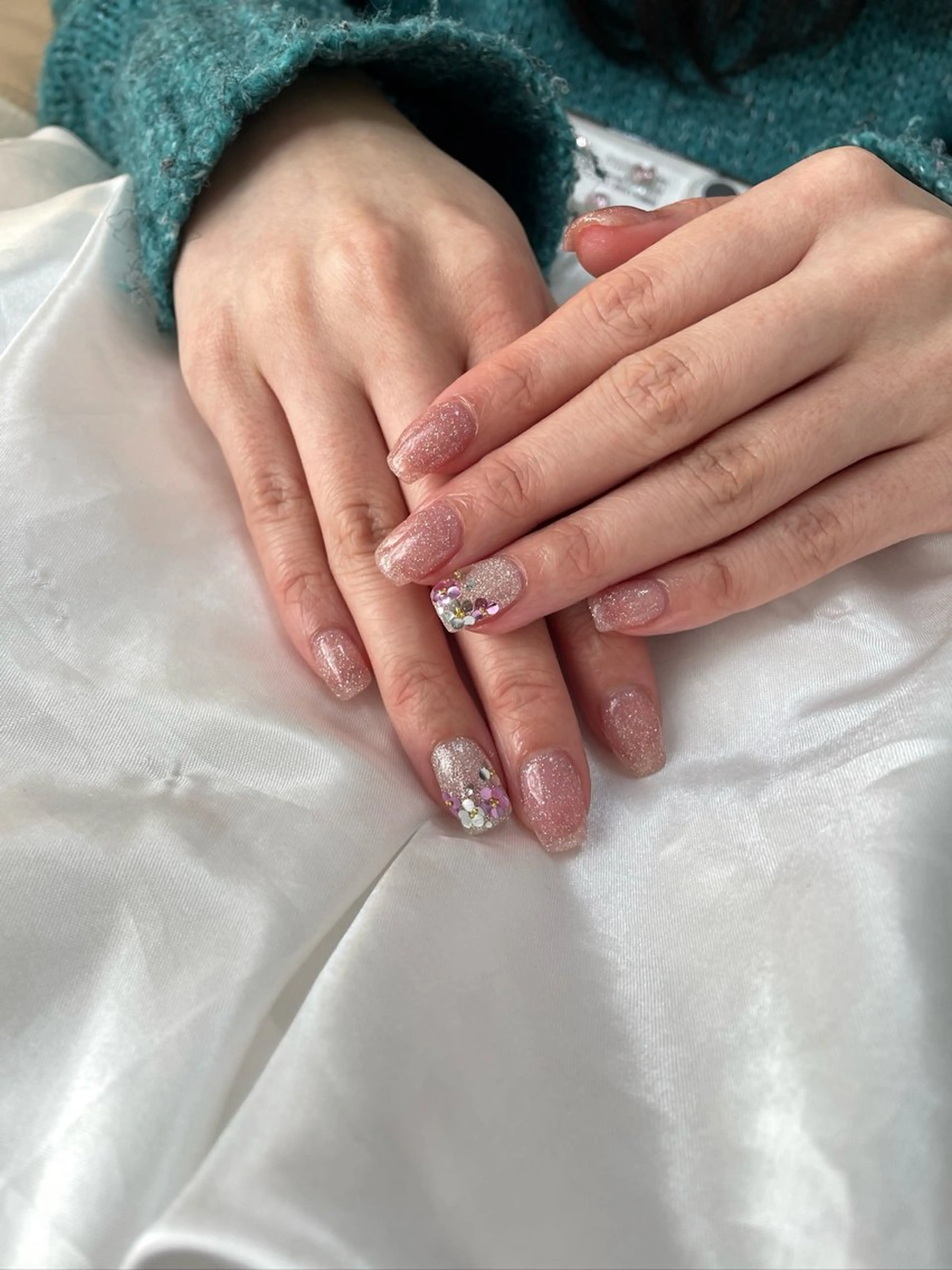 ネイル ハンドネイル 友井川 綾華のネイルデザイン