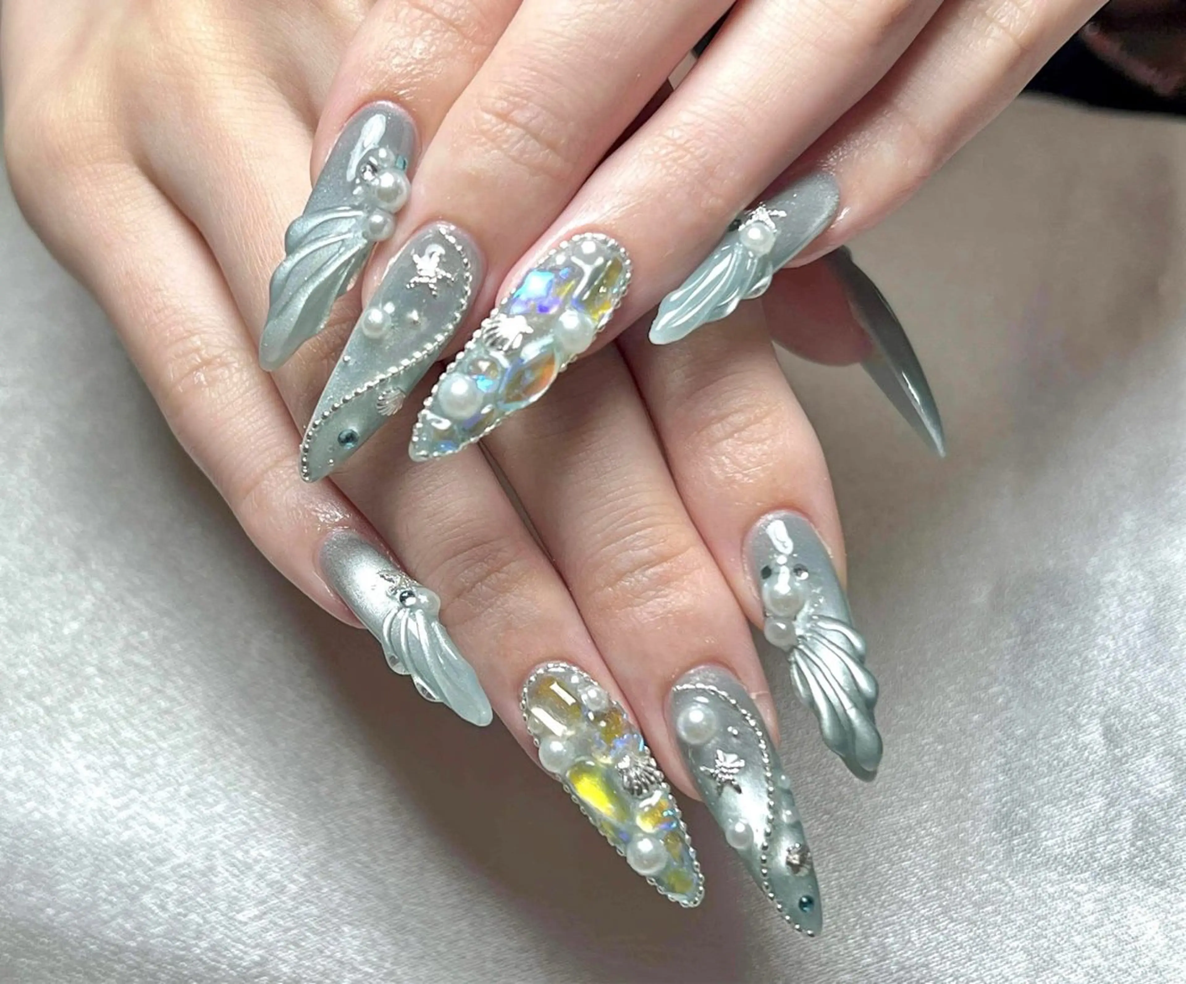 カラー ハンドネイル RUBY NAIL SPAのネイルデザイン