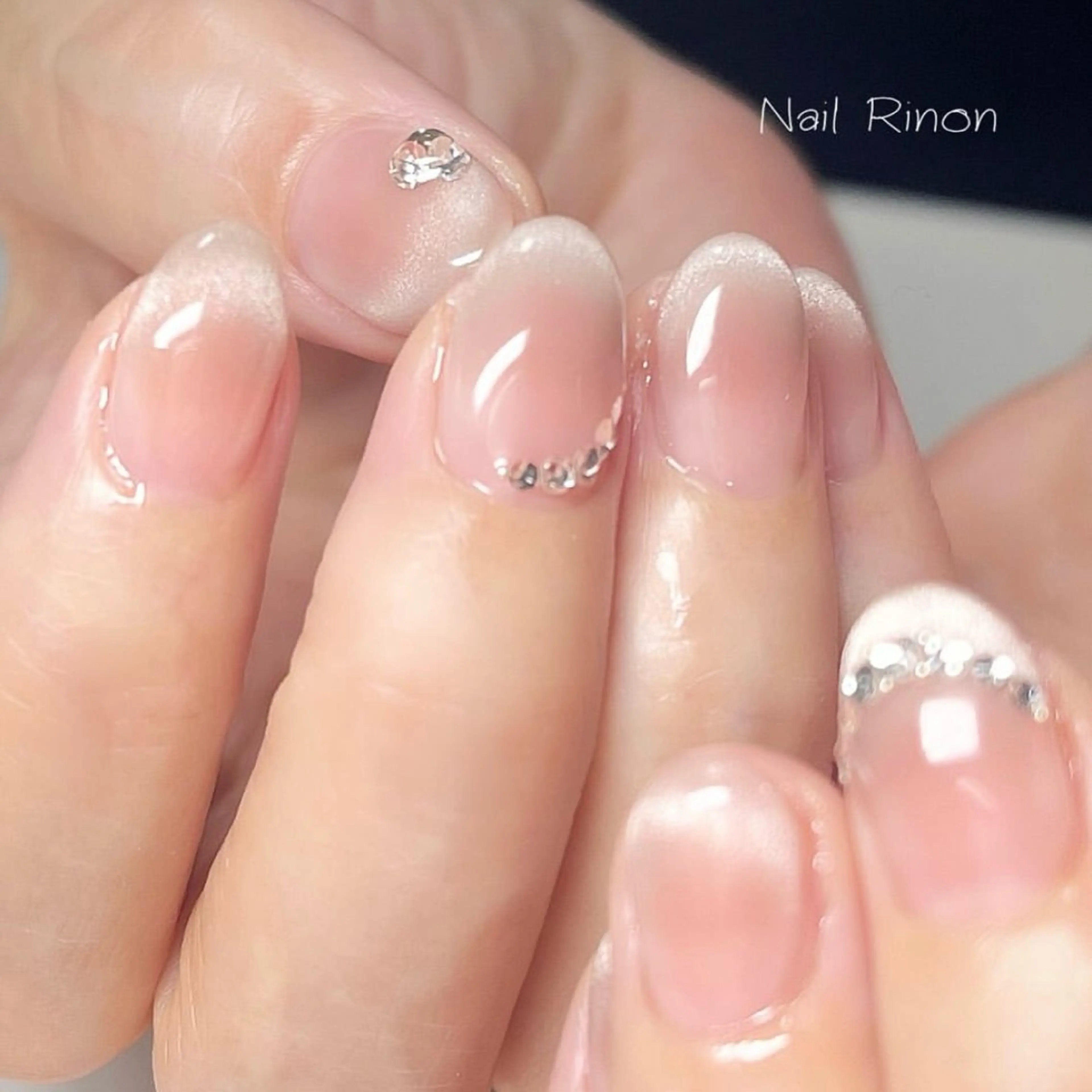 ネイル フレンチネイル マグネットネイル マグネットフレンチ Nail Rinonのネイルデザイン