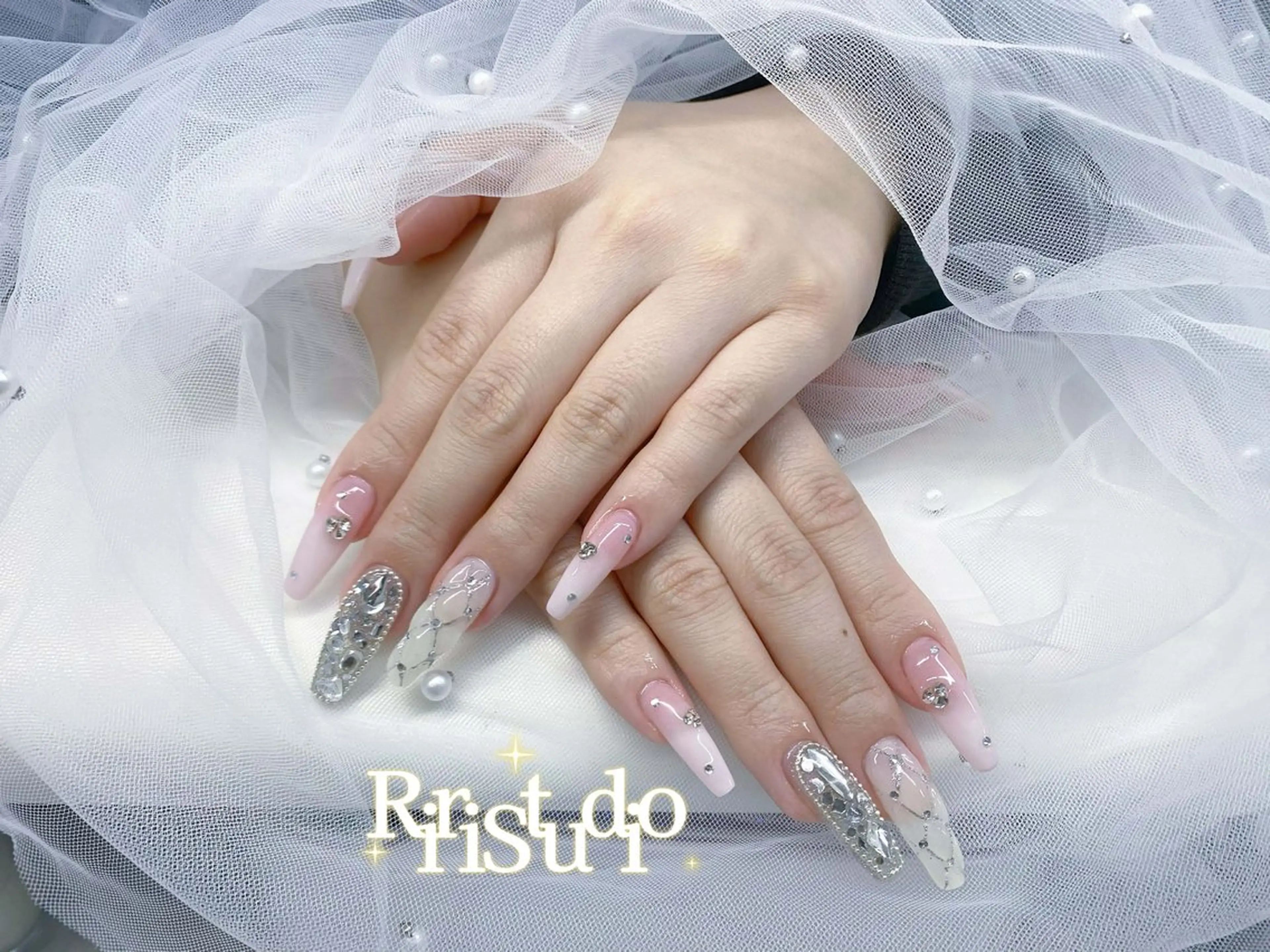 ネイル ハンドネイル RIRI STUDIOのネイルデザイン