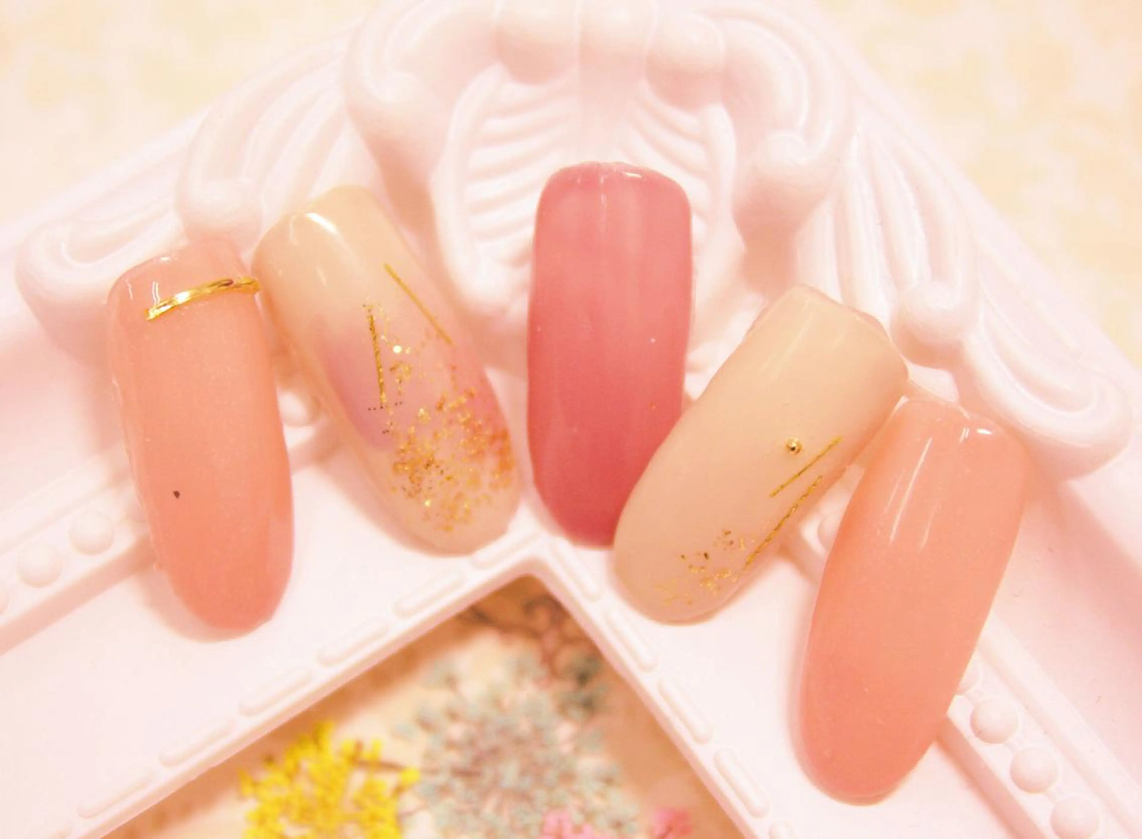 ネイル リラネイル Aikenのネイルデザイン