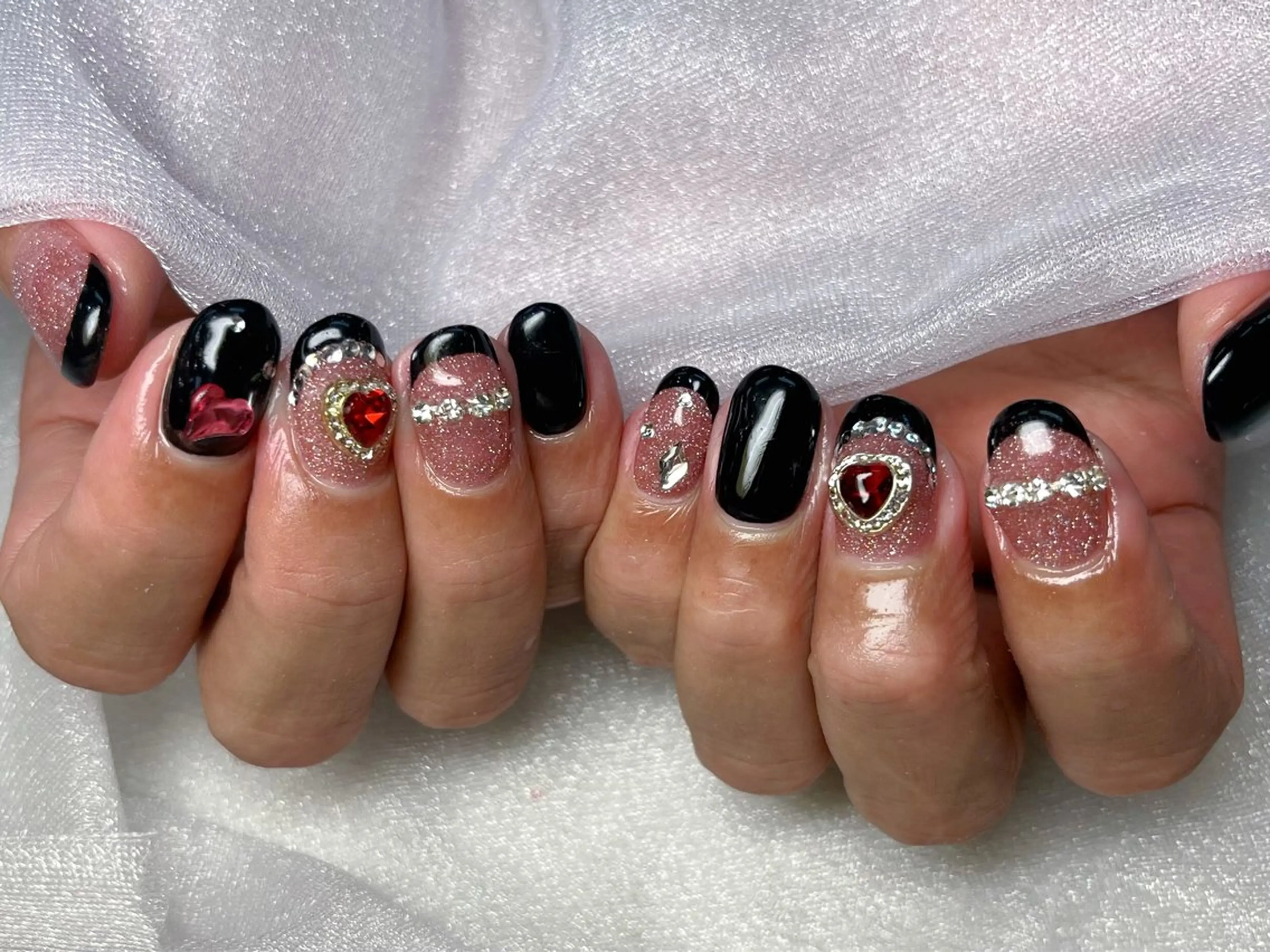 ネイル ハンドネイル Queennail 北堀江Yumiのネイルデザイン