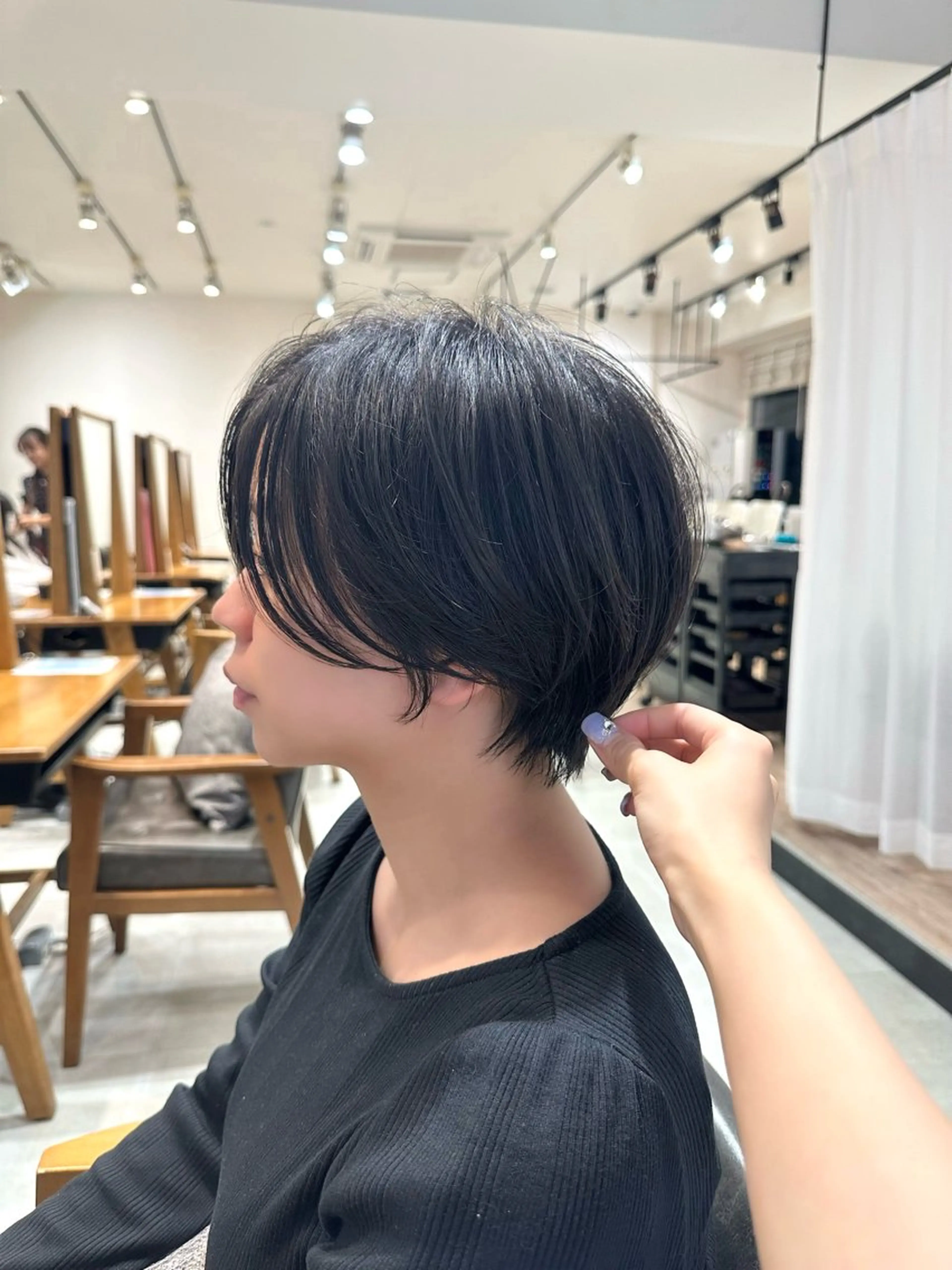 ショート くびれヘア ショートヘア VIEW BLUE所属・レイヤー/顔まわり /亀戸錦糸町/なつきのヘアスタイル