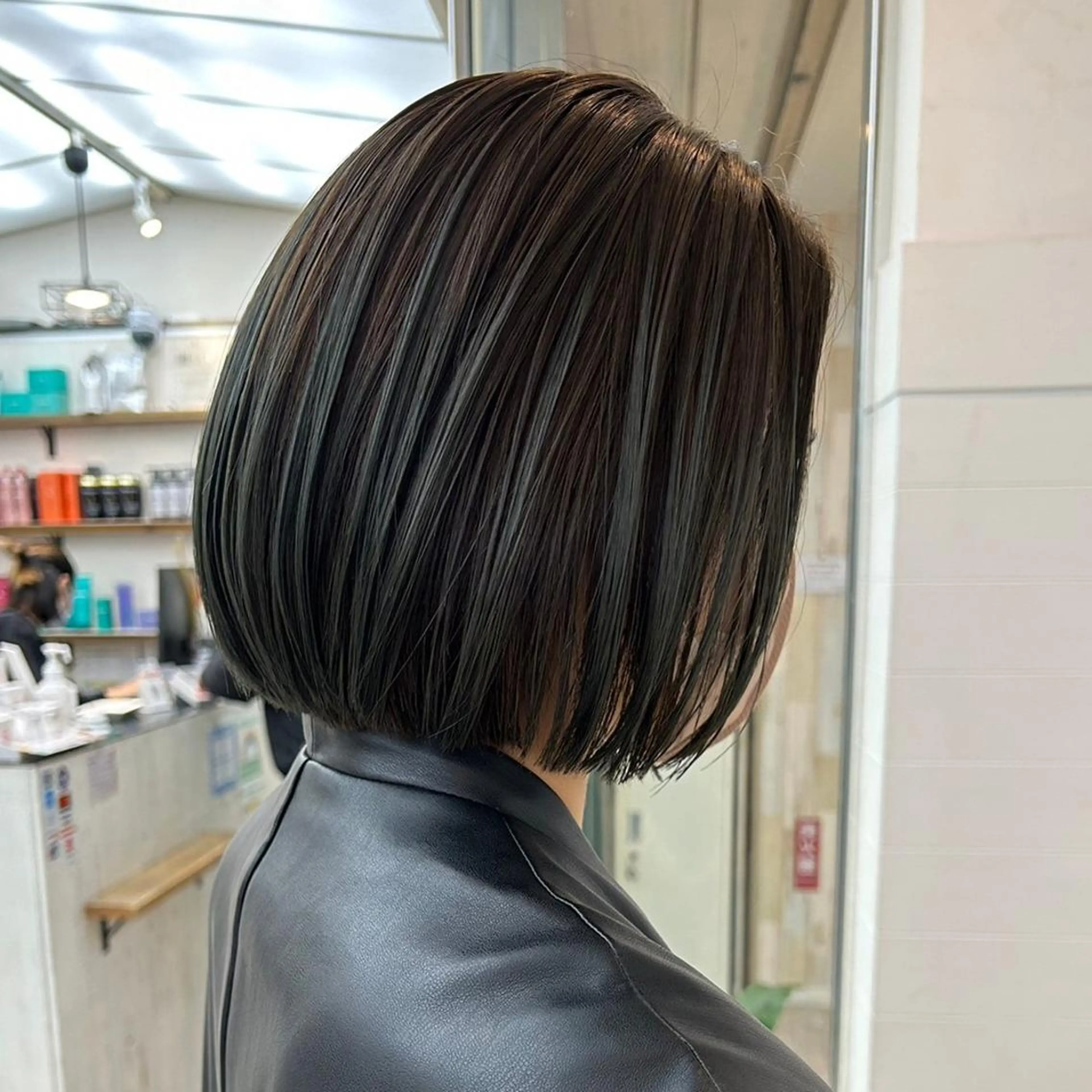 ショート カラー アディクシーカラー アッシュ バレイヤージュ ミストバング ブリーチ カット ヘアカラー トリートメント N° anfeel 渋谷🪞🫧のヘアスタイル