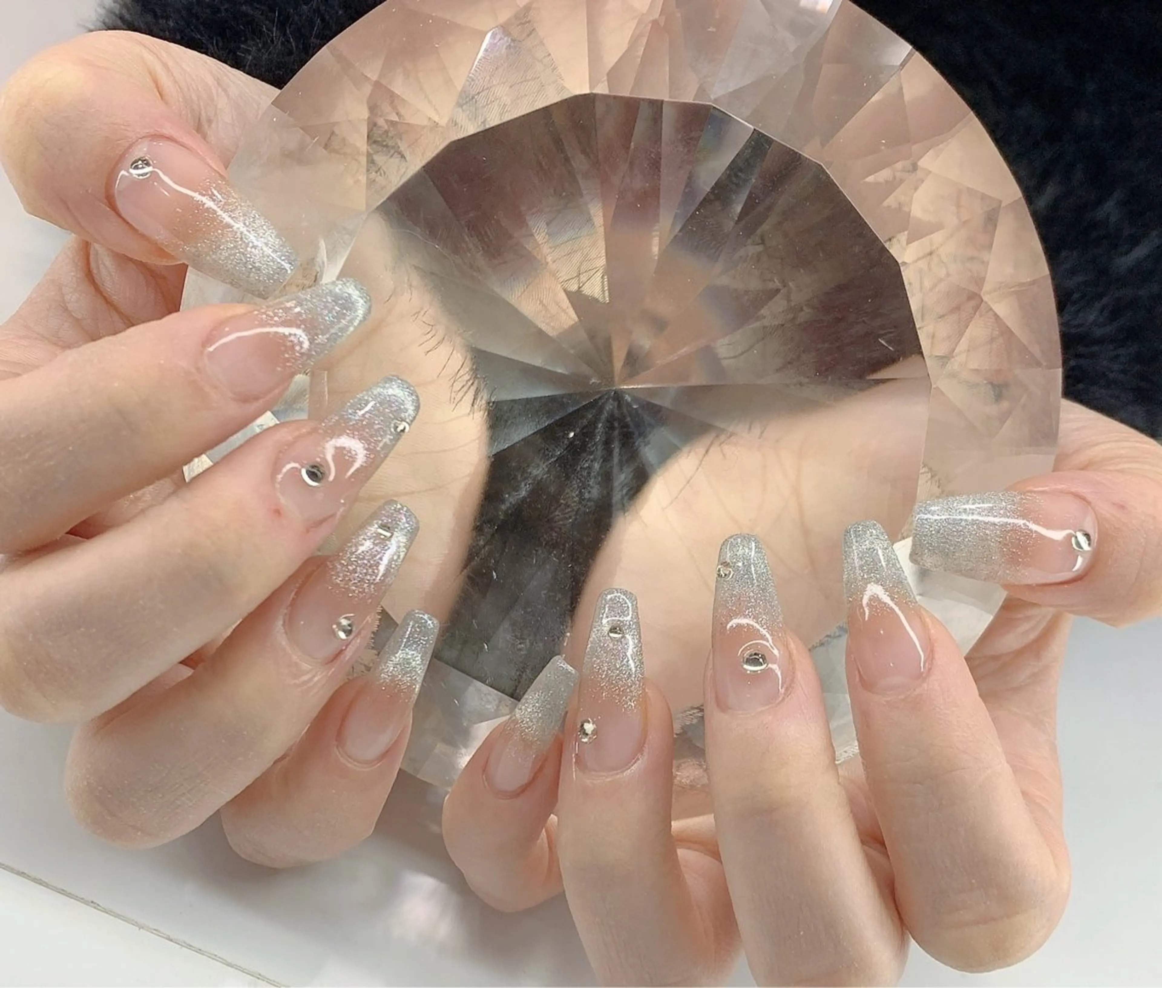 ネイル LoaChaton kaeのネイルデザイン