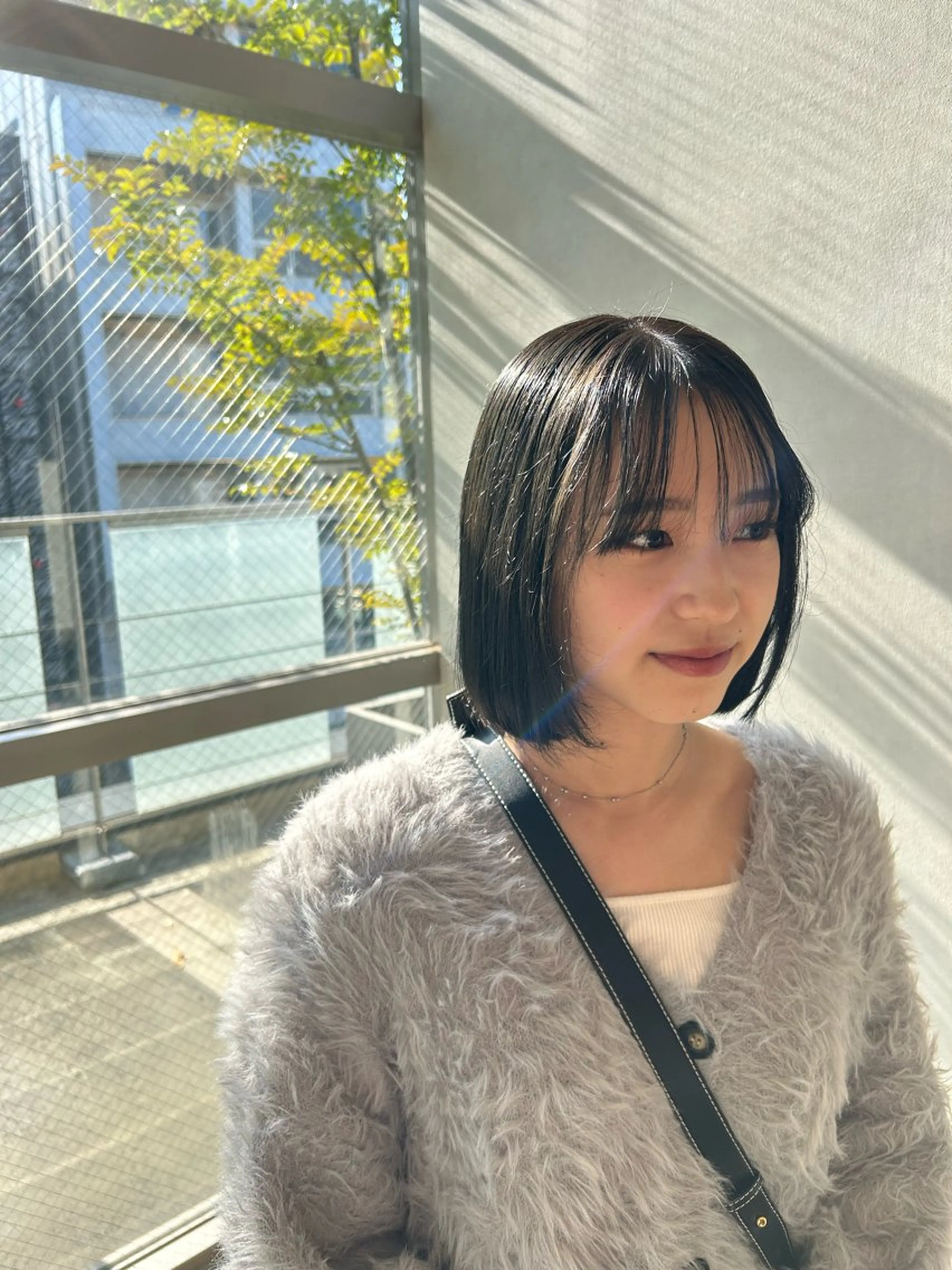 暗くする方におすすめ暗め艶々カラー🩵の写真