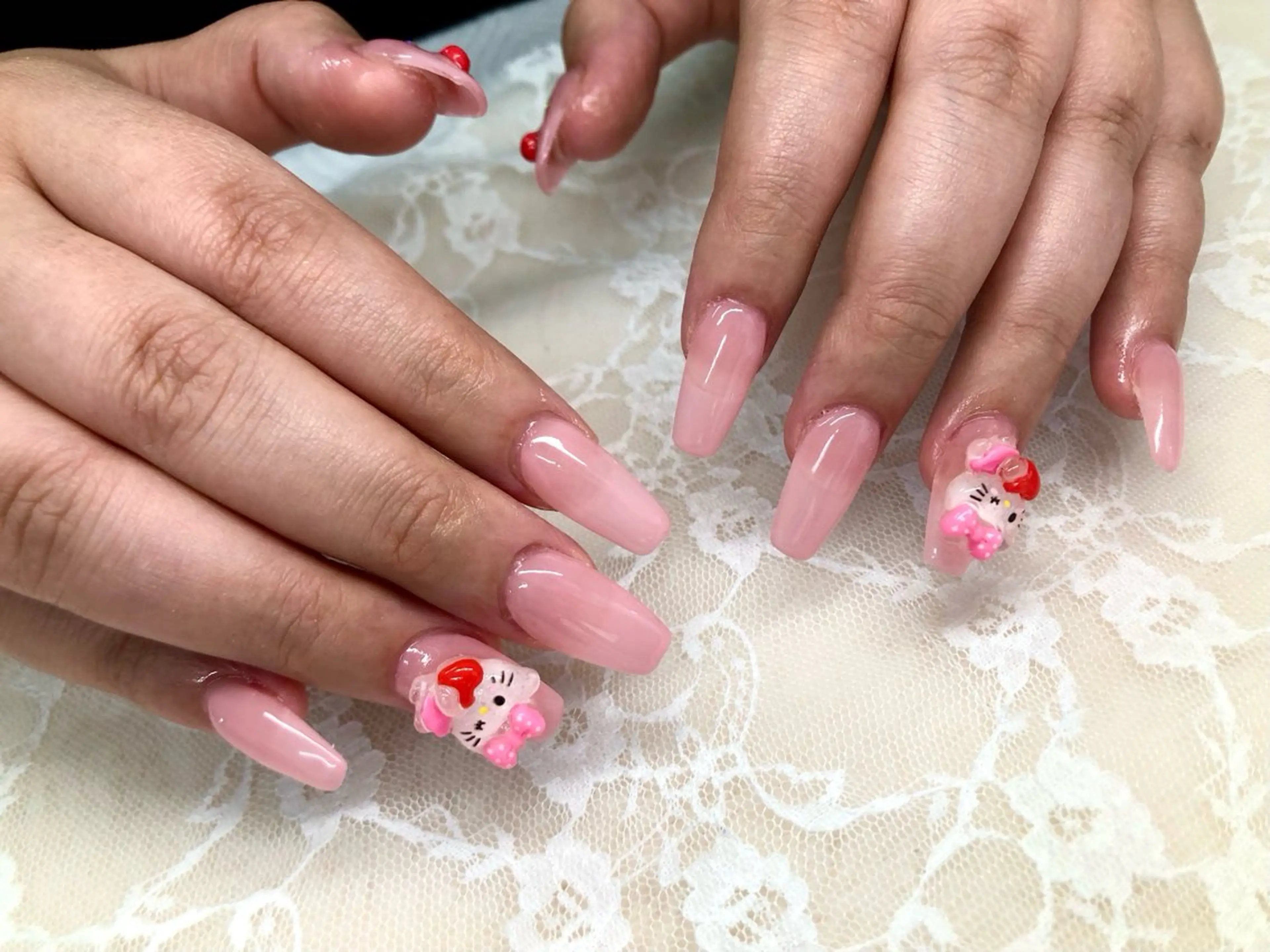 ネイル 長さ出し ピンク ハンドネイル 心斎橋Salon Epokkuのネイルデザイン