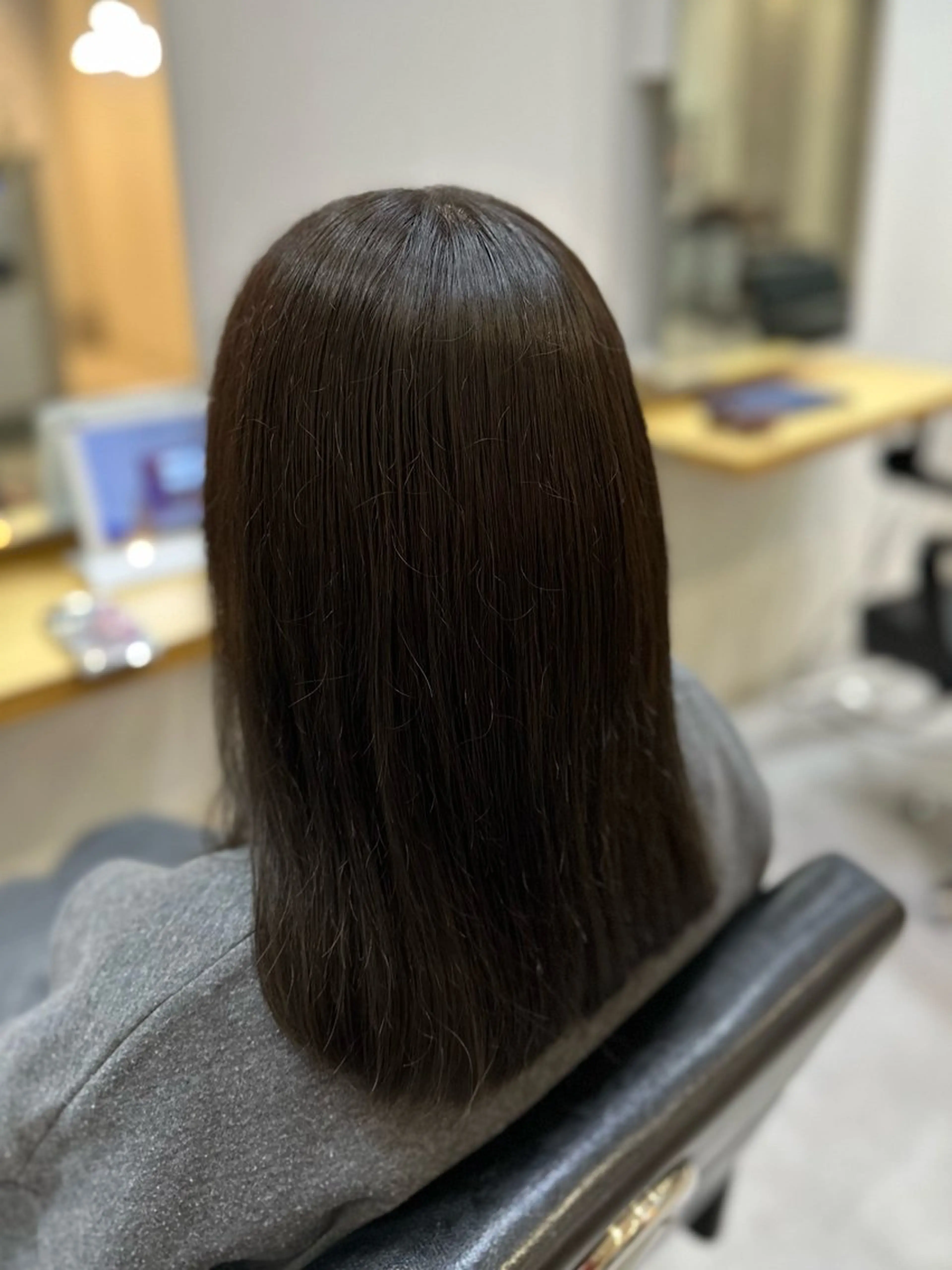 ミディアム カット ヘアカラー トリートメント Agu hair noman マナのヘアスタイル