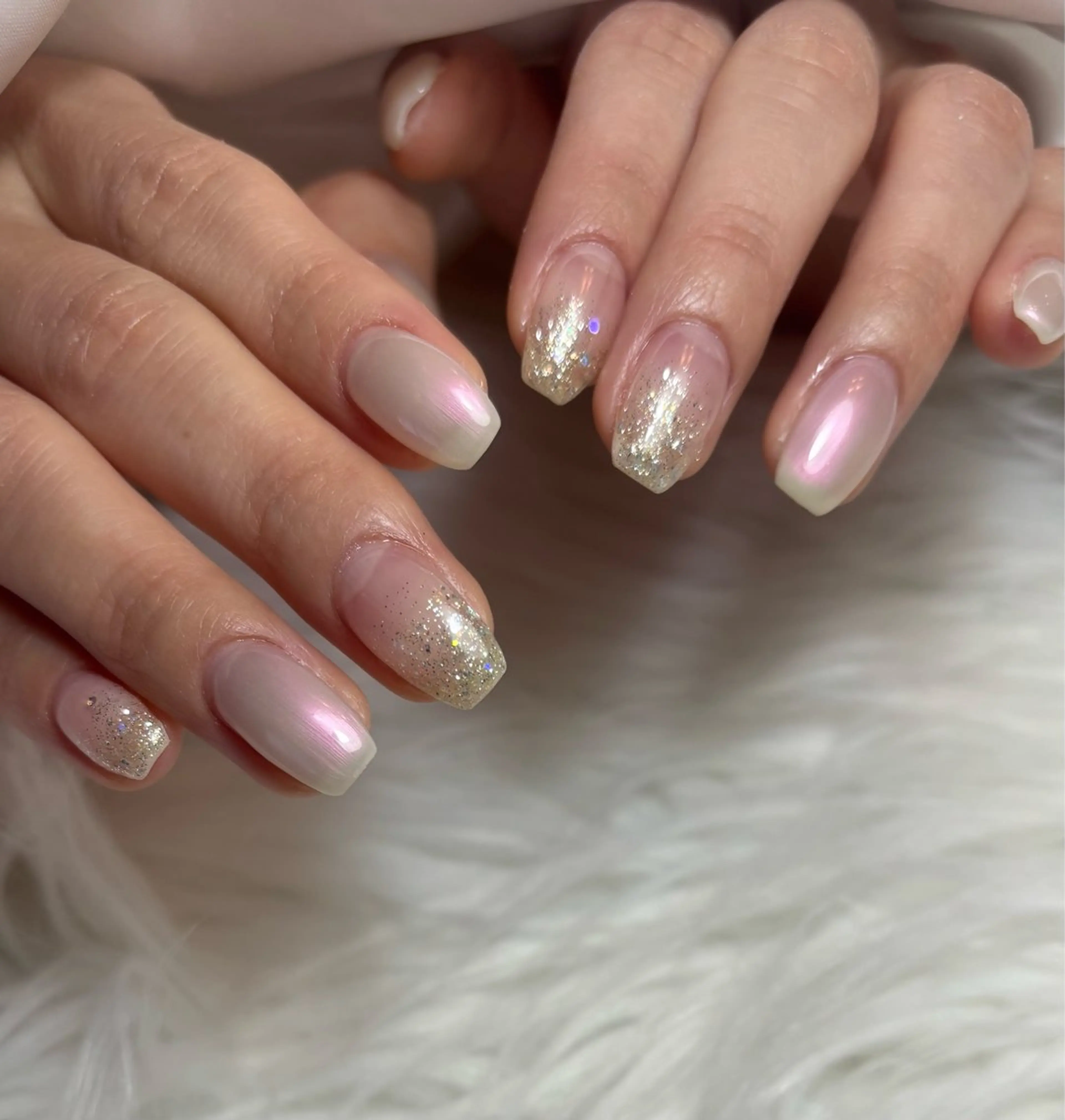 ネイル ブルー キラキラネイル 韓国ネイル マグネットネイル シンプルネイル ハンドネイル timtam --sakiのネイルデザイン