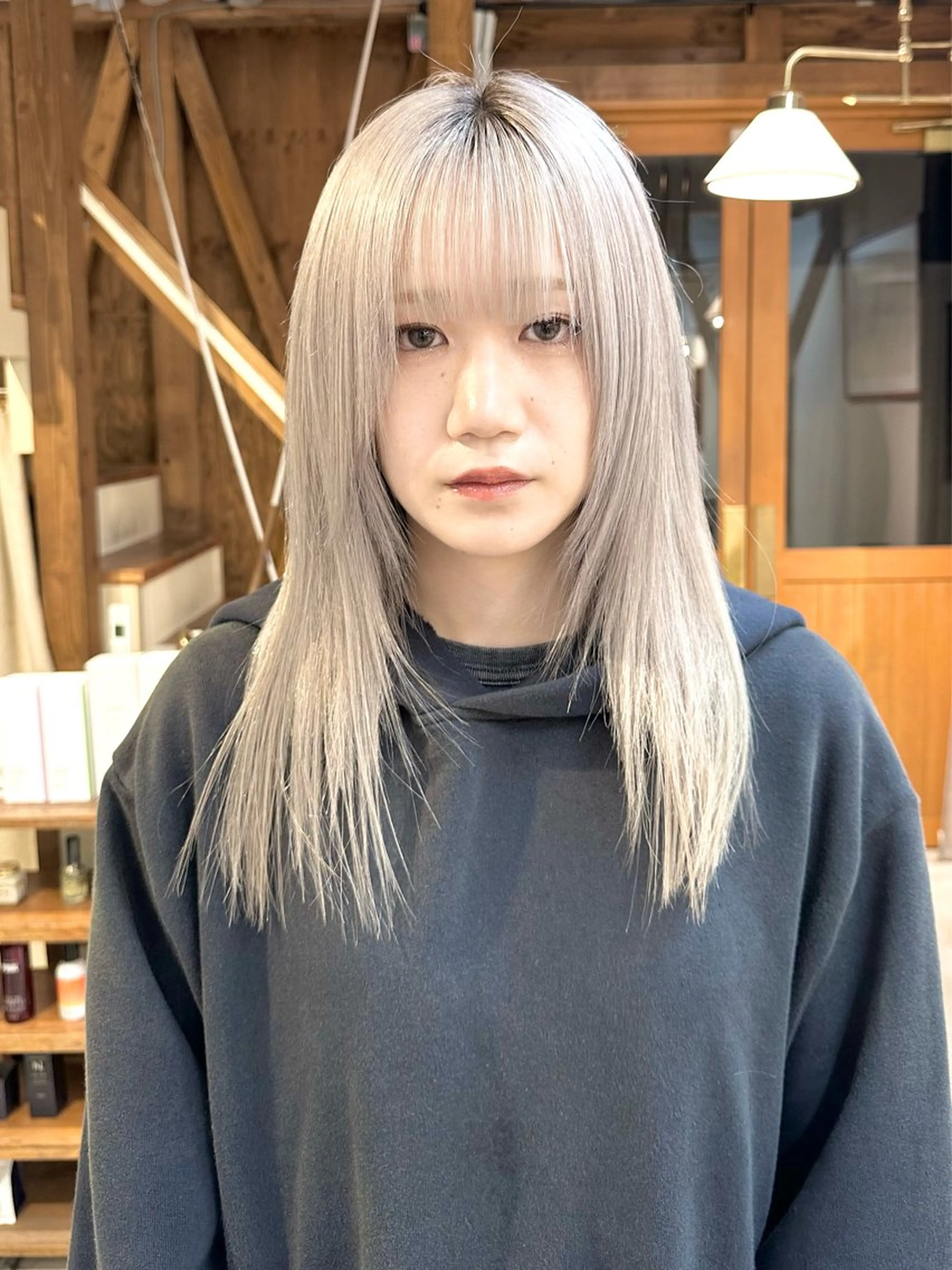 ミディアム カラー ヘアカラー トリートメント kai .のヘアスタイル