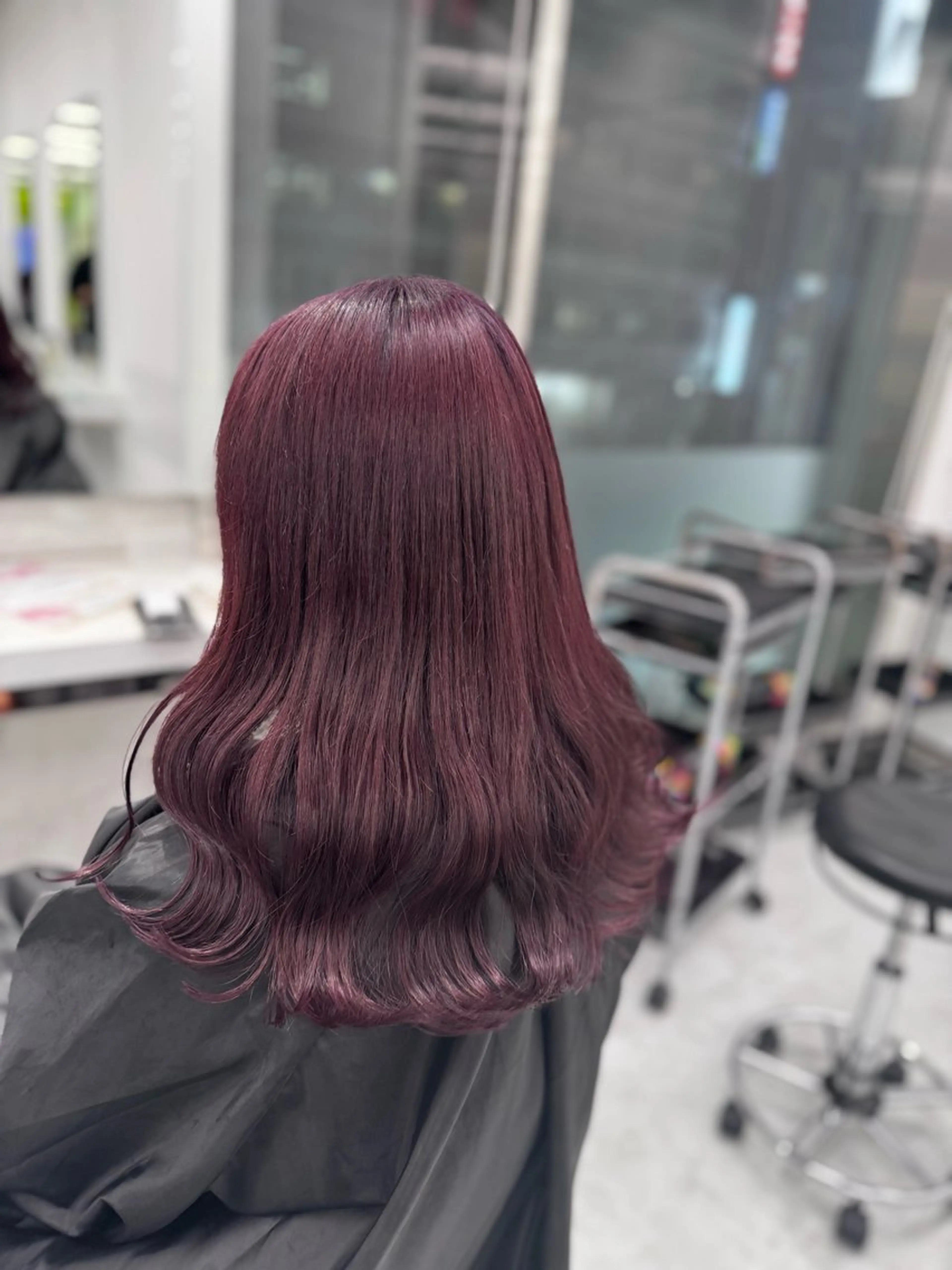 ロング カラー ヘアアレンジ カット ヘアカラー トリートメント ヘアセット 透け上品ハイトーン 職人ゆうと🤍のヘアスタイル