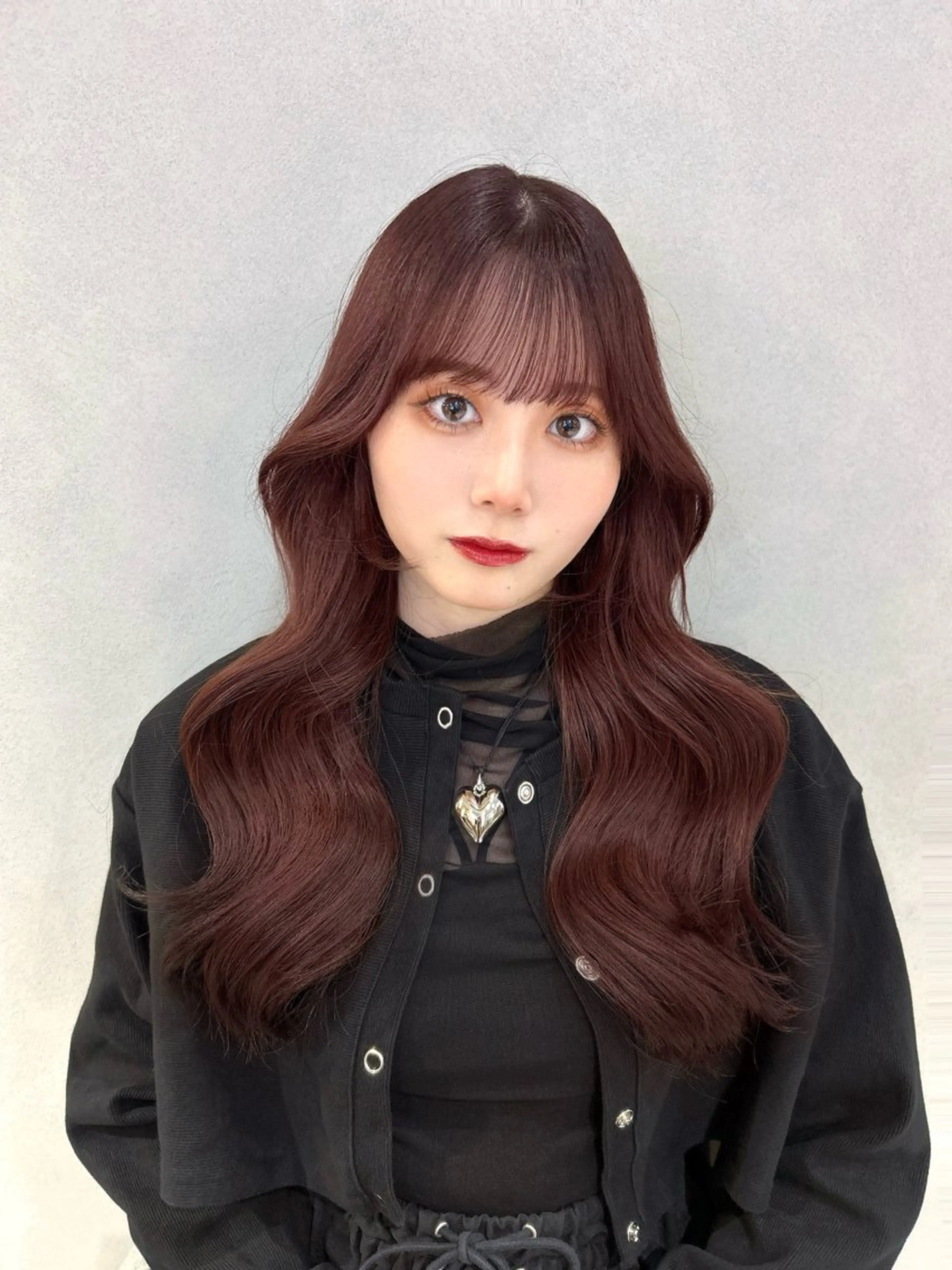 ロング まなり See.のヘアスタイル