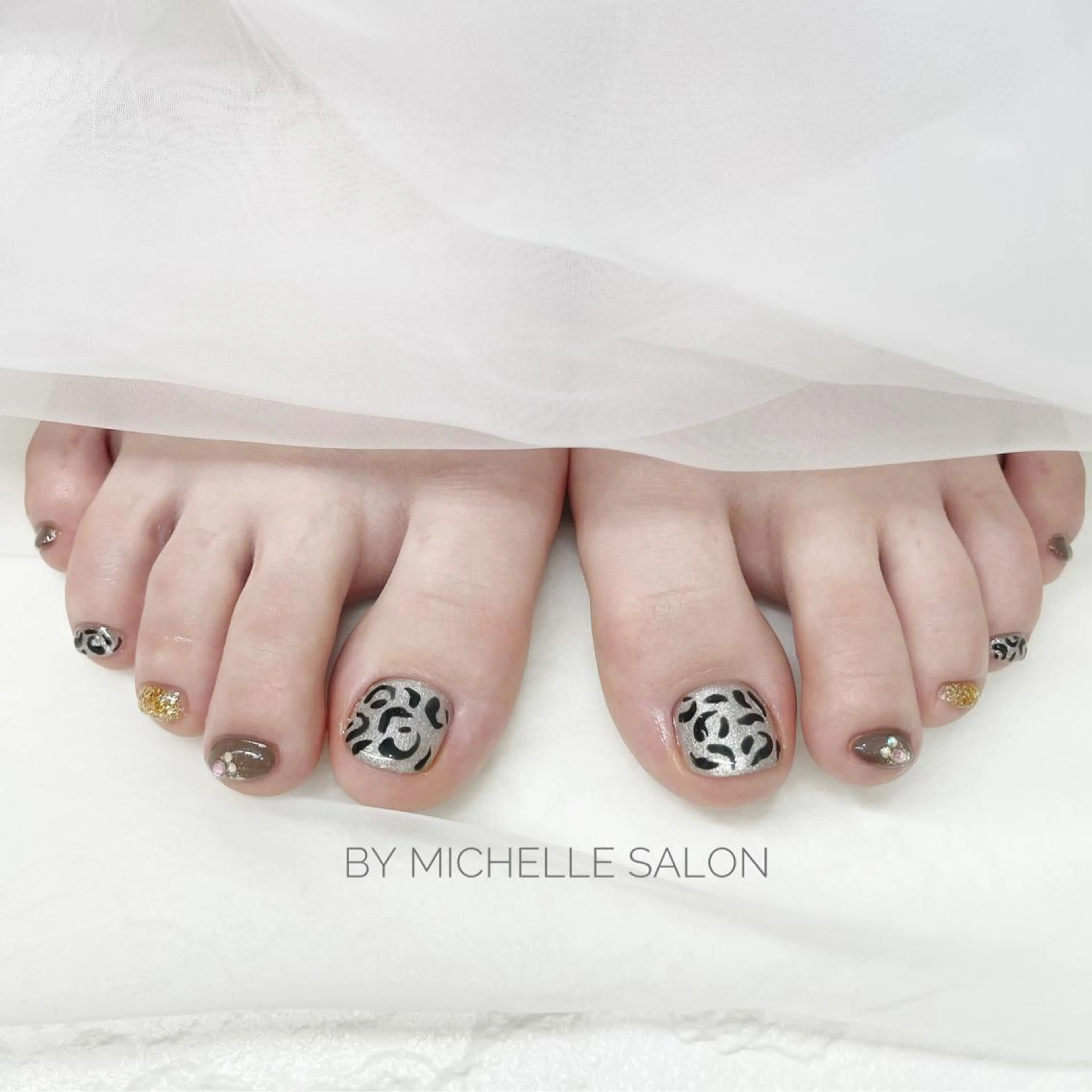 ネイル フットネイル by michelle salon所属・☪深夜限定サロン 無料駐車場あり！のネイルデザイン