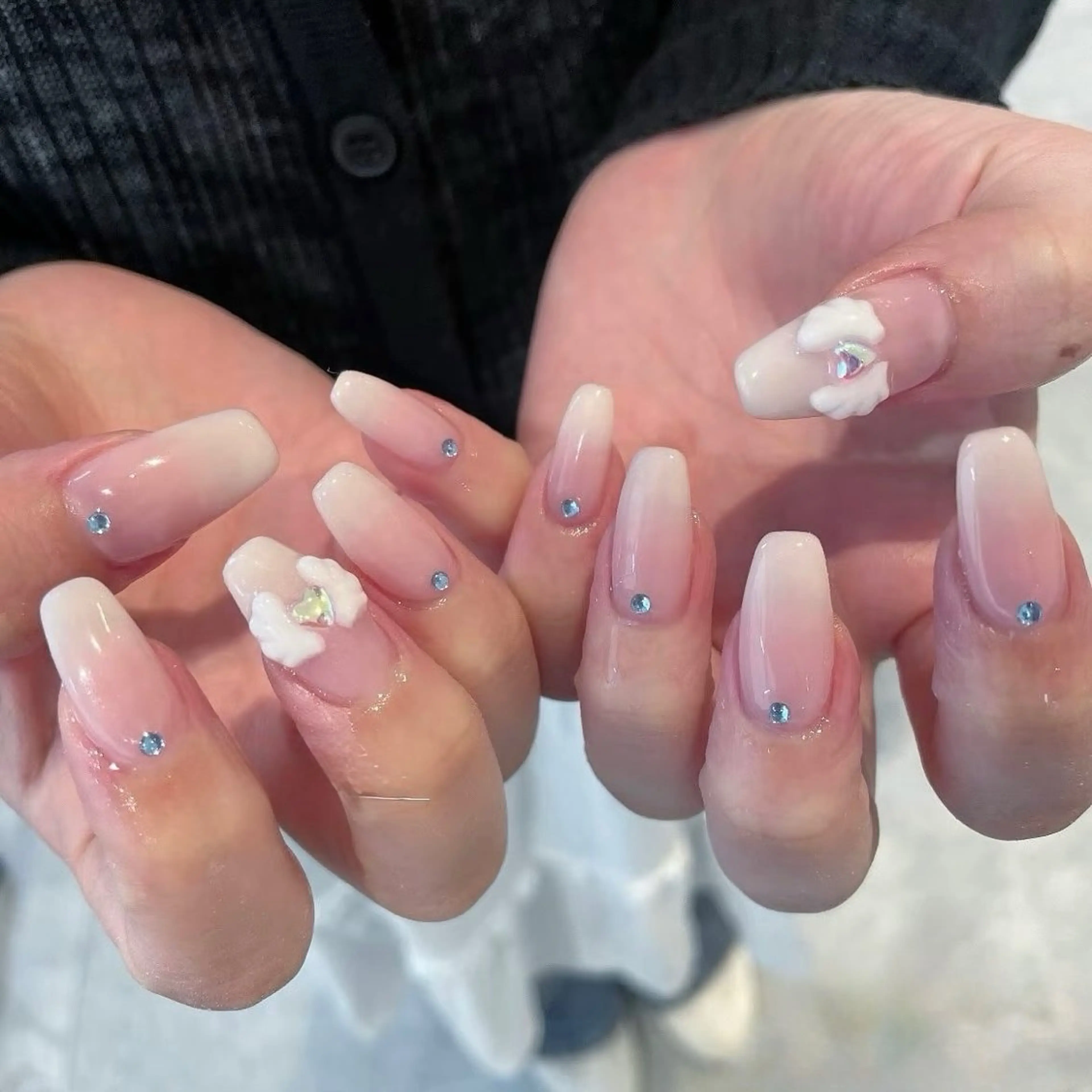 ネイル 陽菜 🦋のネイルデザイン