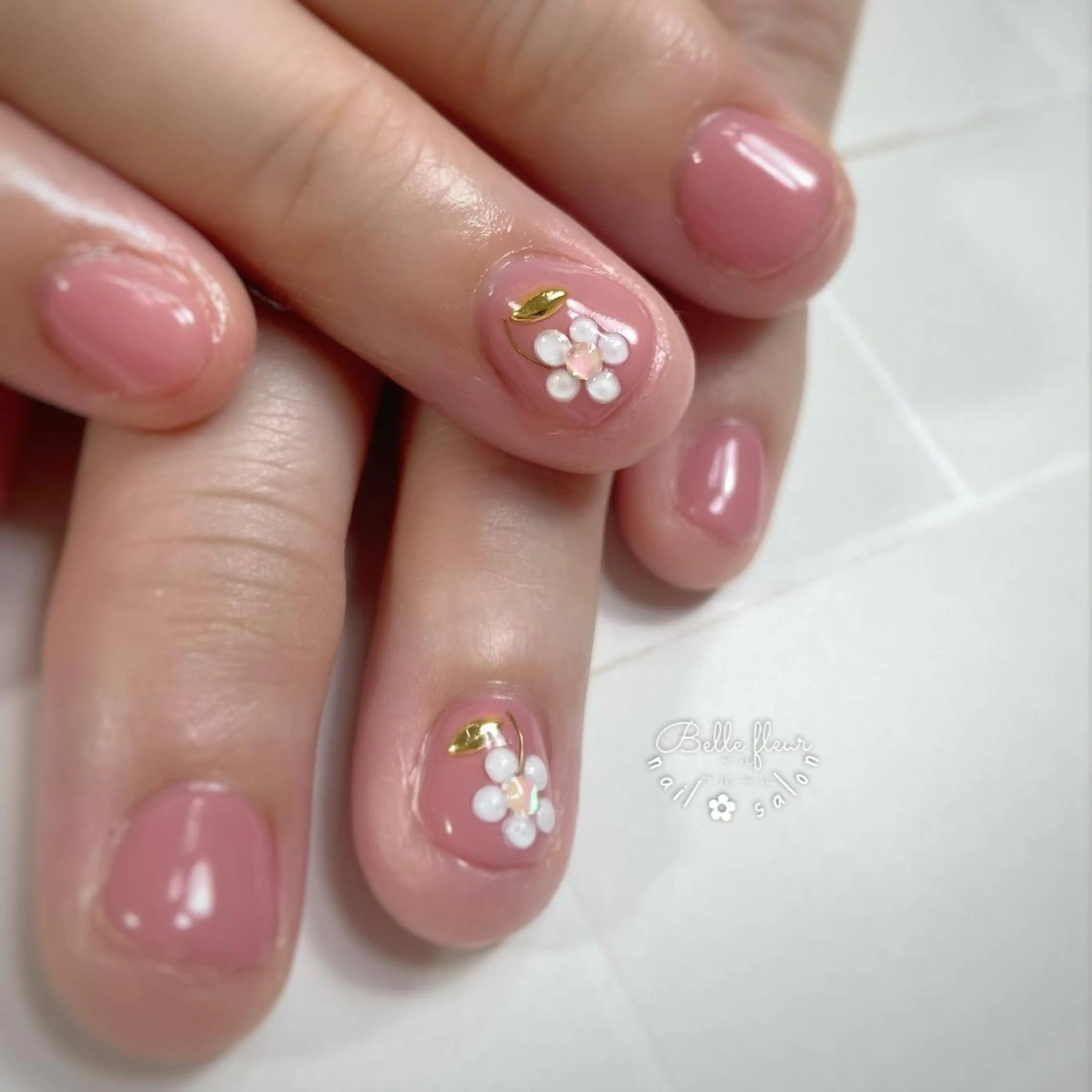 ネイル フラワーネイル ぷっくりネイル ﾈｲﾙｻﾛﾝ Bellefleurのネイルデザイン