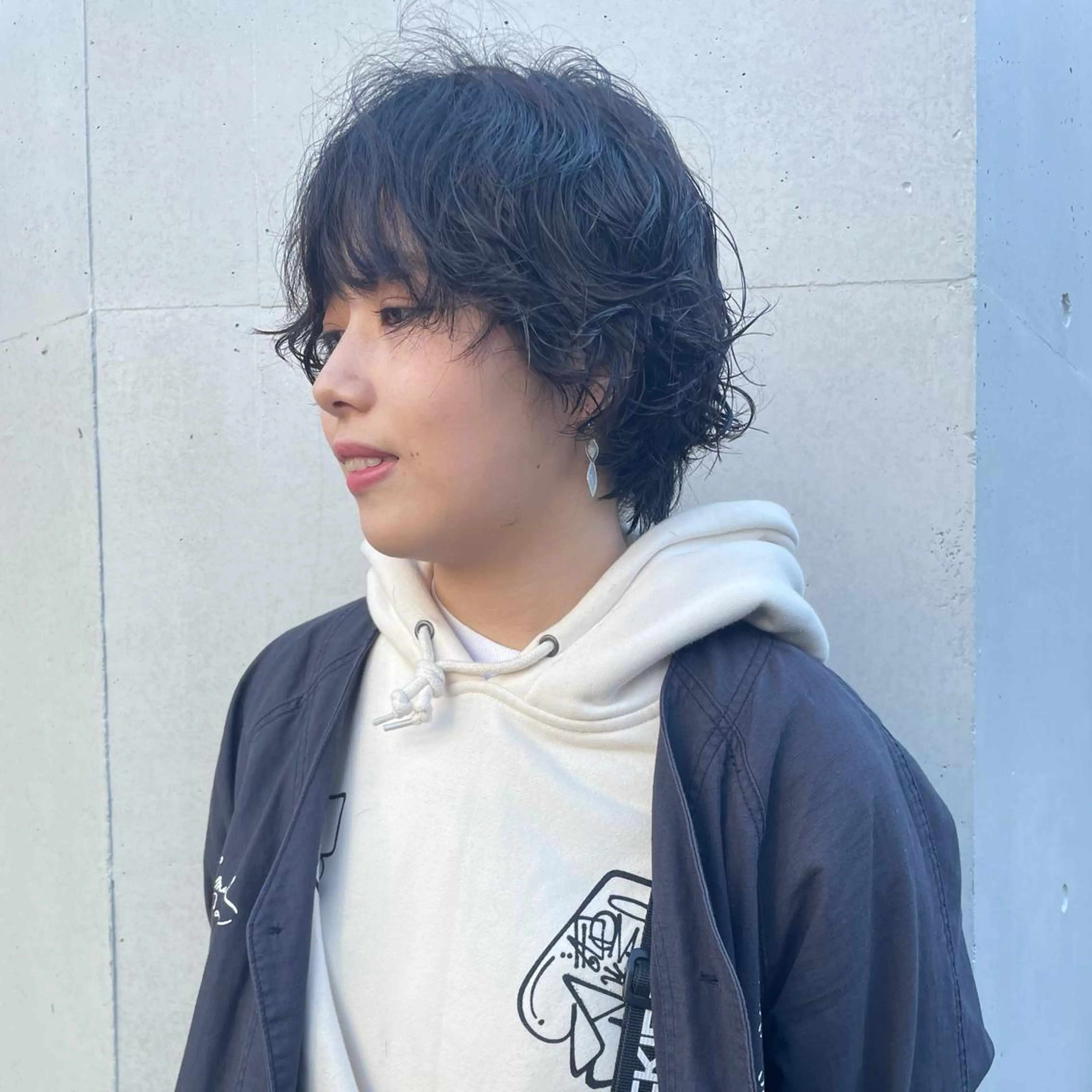 ショート パーマ ショートボブ ショートレイヤー ハンサムショート ベリーショート アッシュ カット パーマ 🌈圧倒的デザイン パーマ　関和希のヘアスタイル