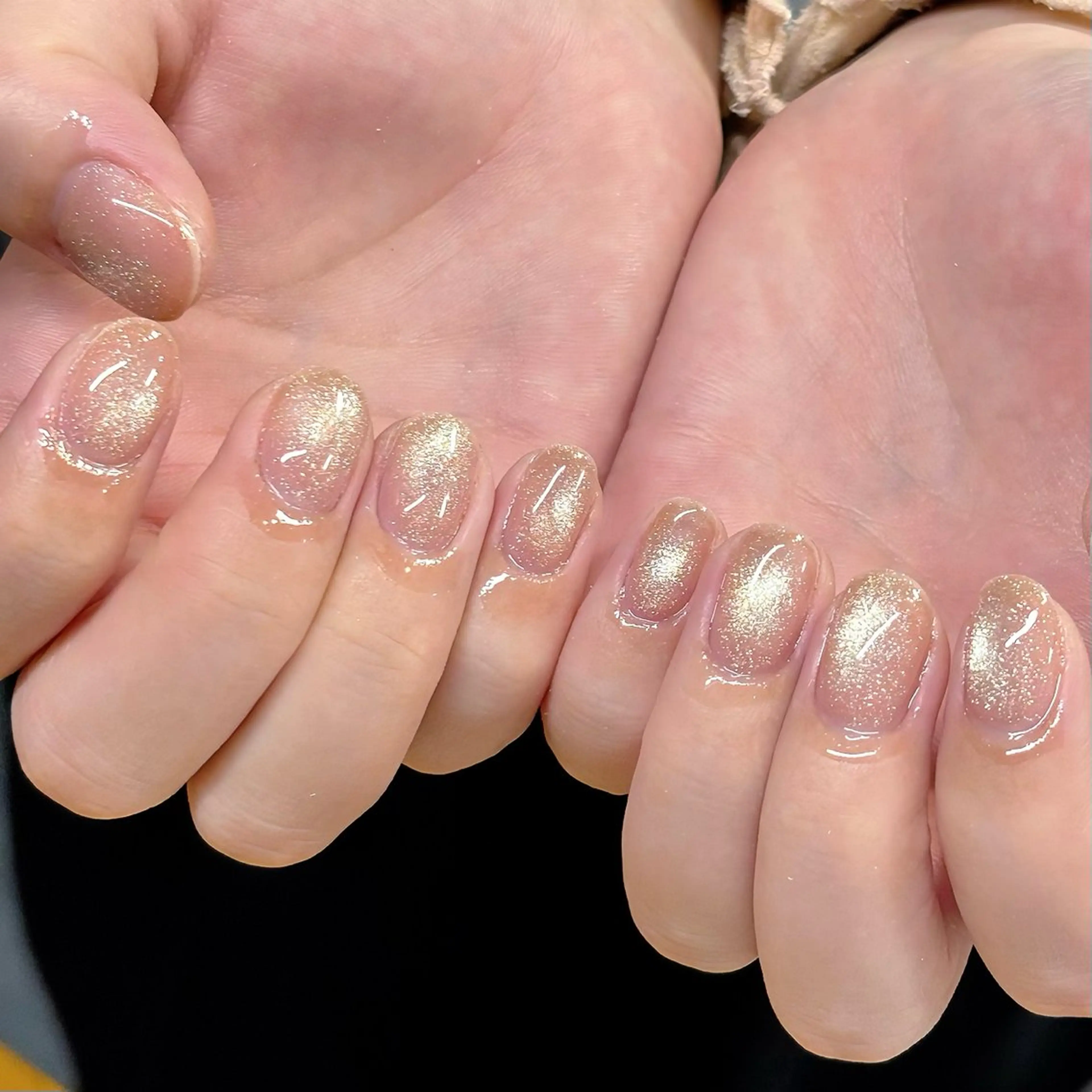 ネイル チークネイル フラッシュネイル マグネットネイル ワンカラーネイル ワンホンネイル ハンドネイル ハンドケア 🫧OPELIA NAIL渋谷🫧のネイルデザイン