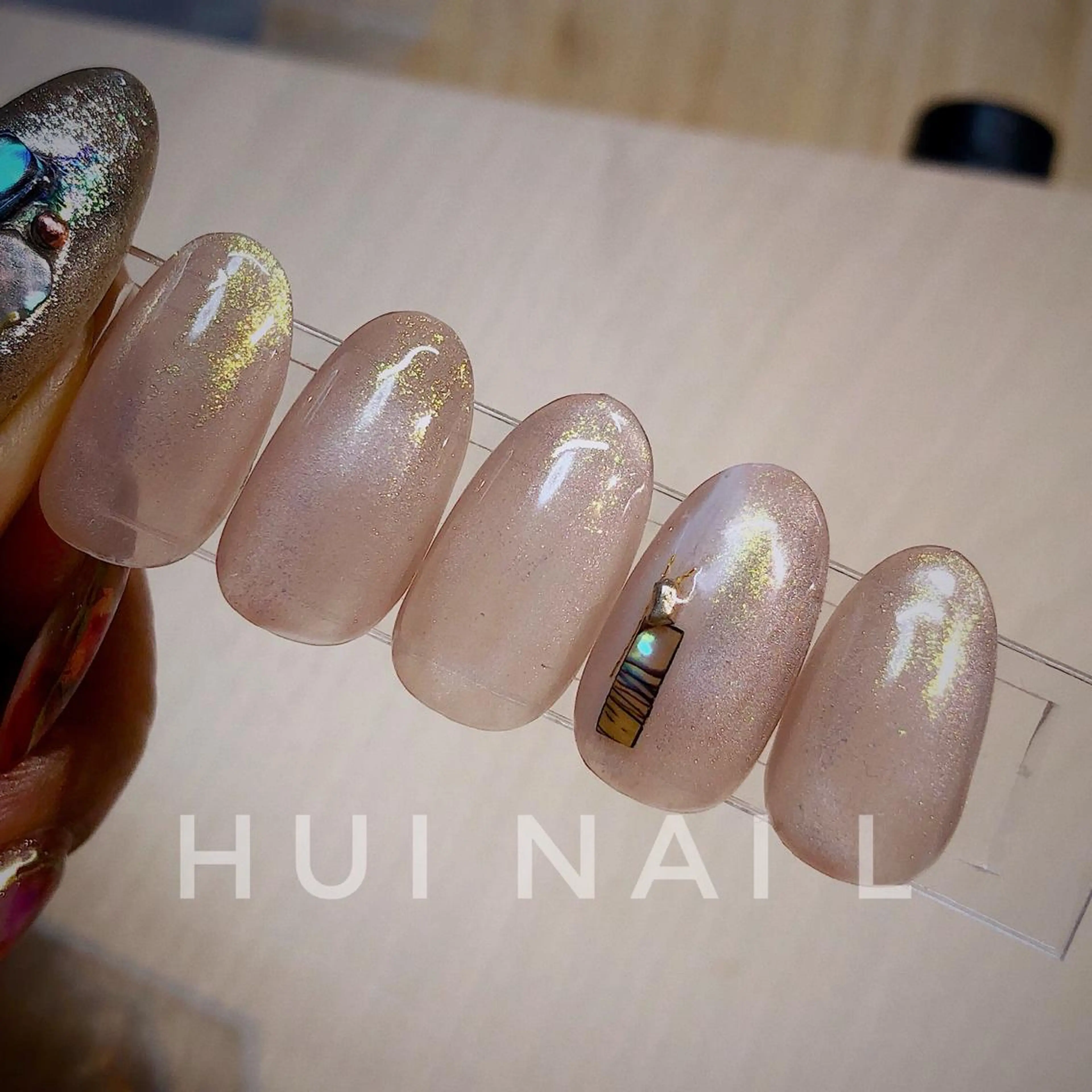 ミディアム めぐみのネイルサロン 惠のネイルデザイン