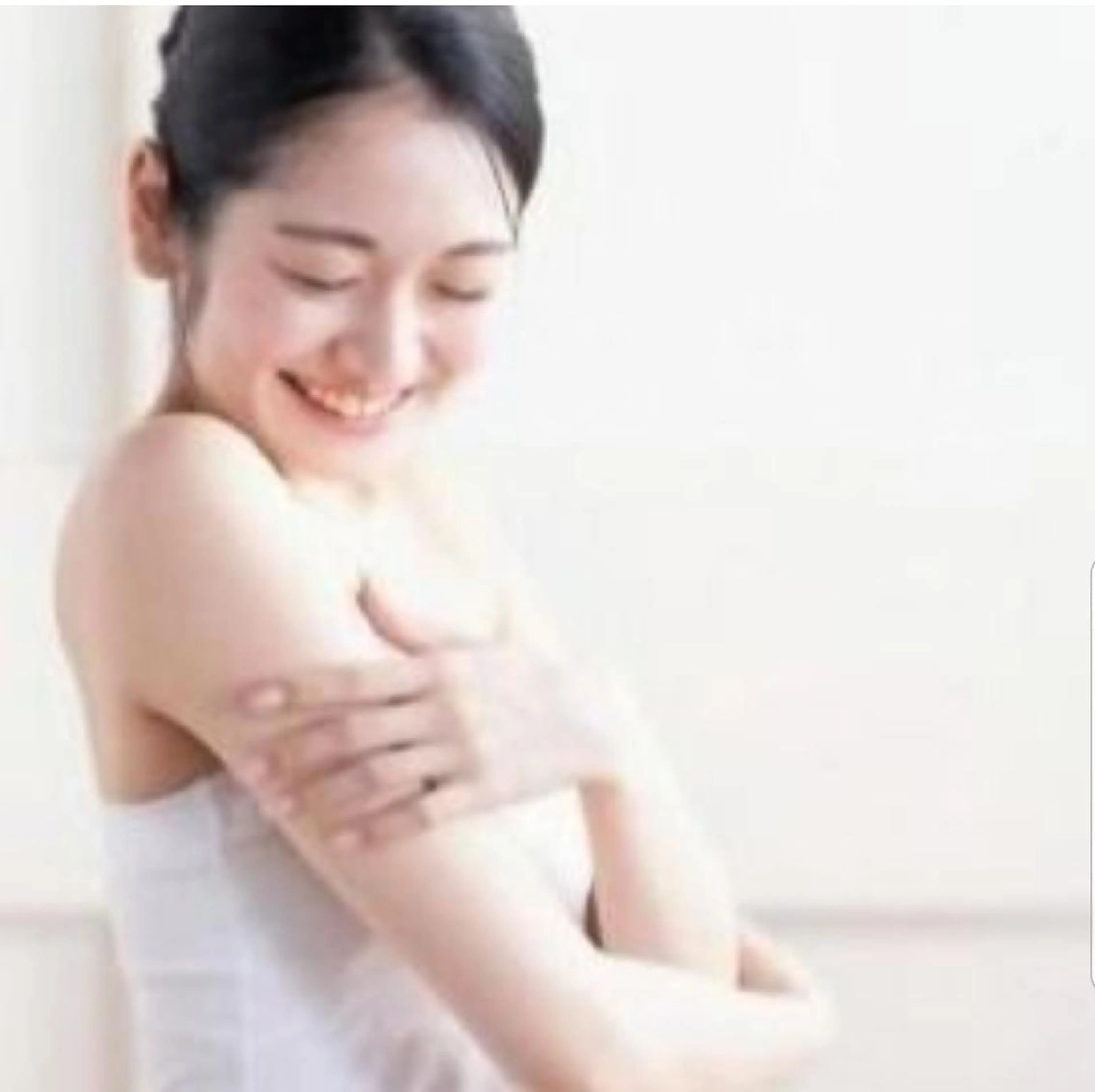 セルフ脱毛　大人の写真